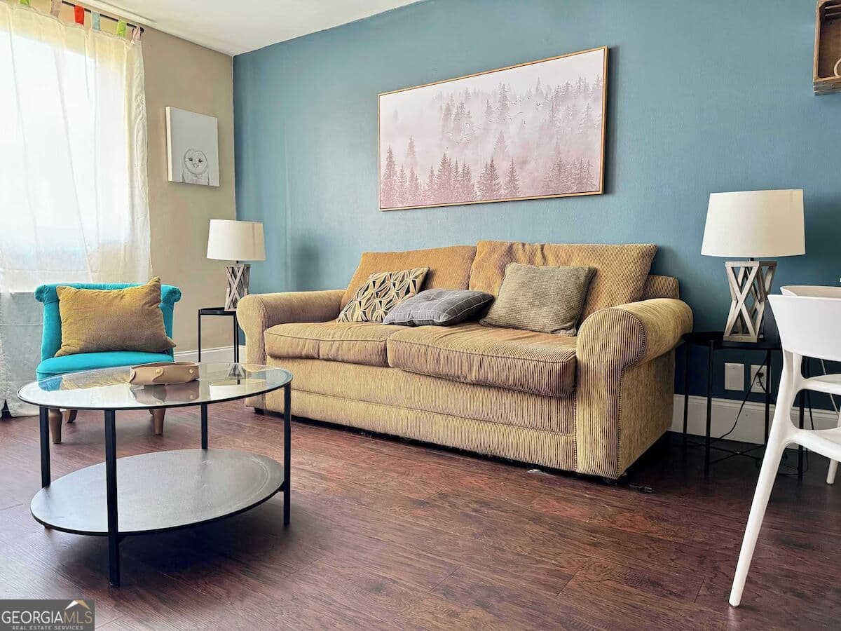 1 bedroom, 1 bathroom, 631 sq ft condominium for rent at 215 Piedmont Avenue APT 404, Atlanta, GA 30308 for $1,800 a month — photo 1 of 10