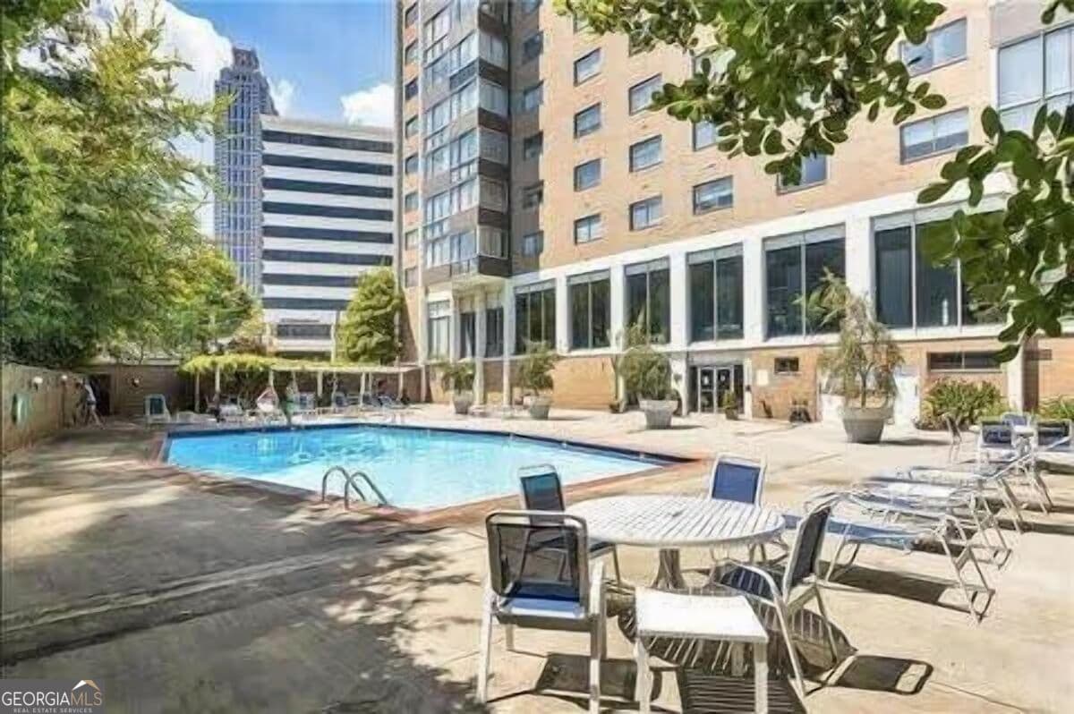 1 bedroom, 1 bathroom, 631 sq ft condominium for rent at 215 Piedmont Avenue APT 404, Atlanta, GA 30308 for $1,800 a month — photo 9
