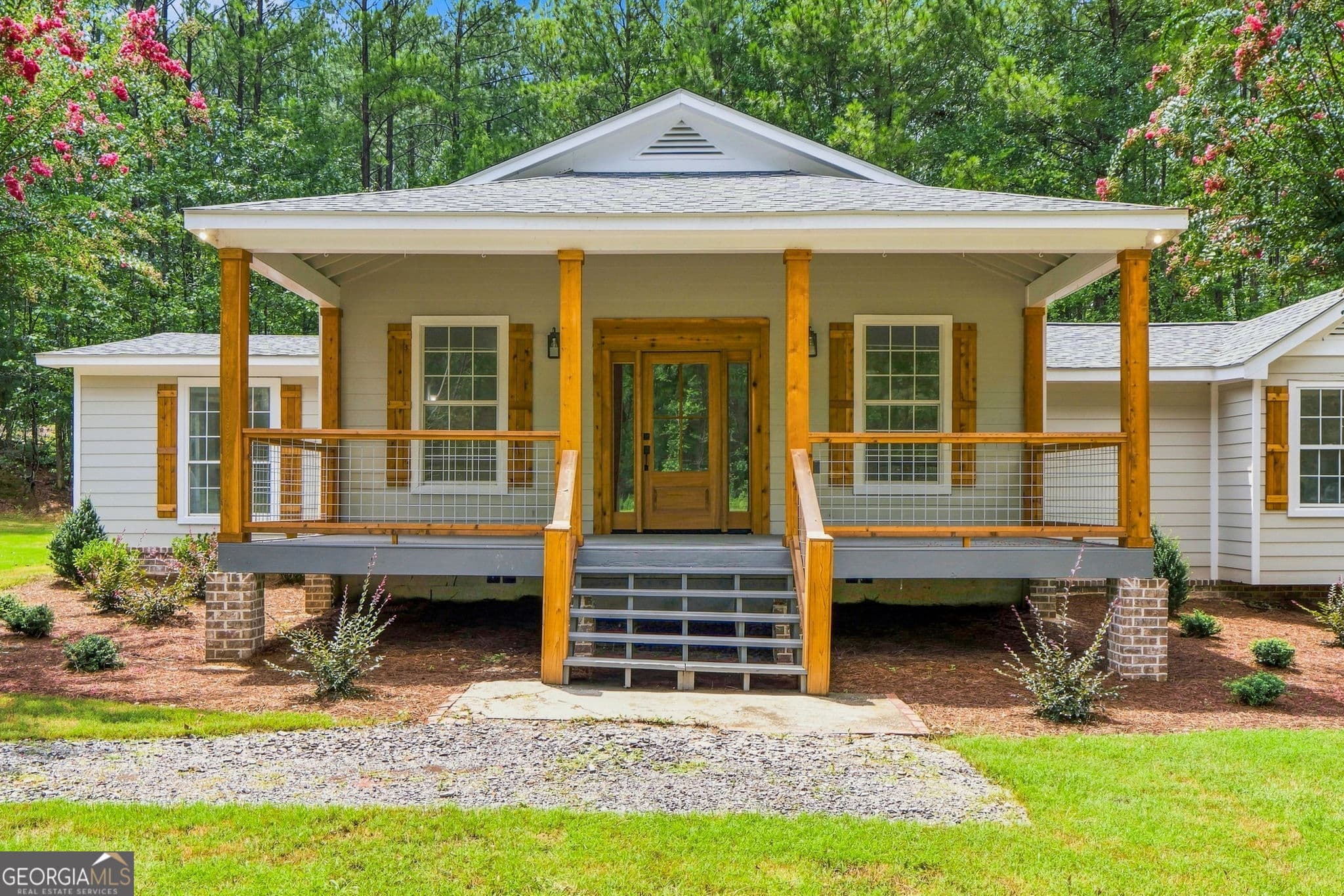 3 bedroom, 3 bathroom, 2,336 sq ft single family residence for sale at 1050 Morgan Dairy Road, Milner, GA 30257 — photo 2