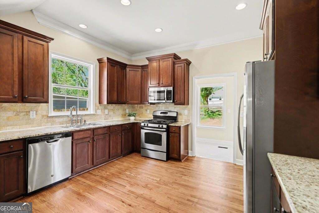 4 bedroom, 3 bathroom, 2,146 sq ft single family residence for rent at 1809A Walker Avenue, Atlanta, GA 30337 for $2,800 a month — photo 3