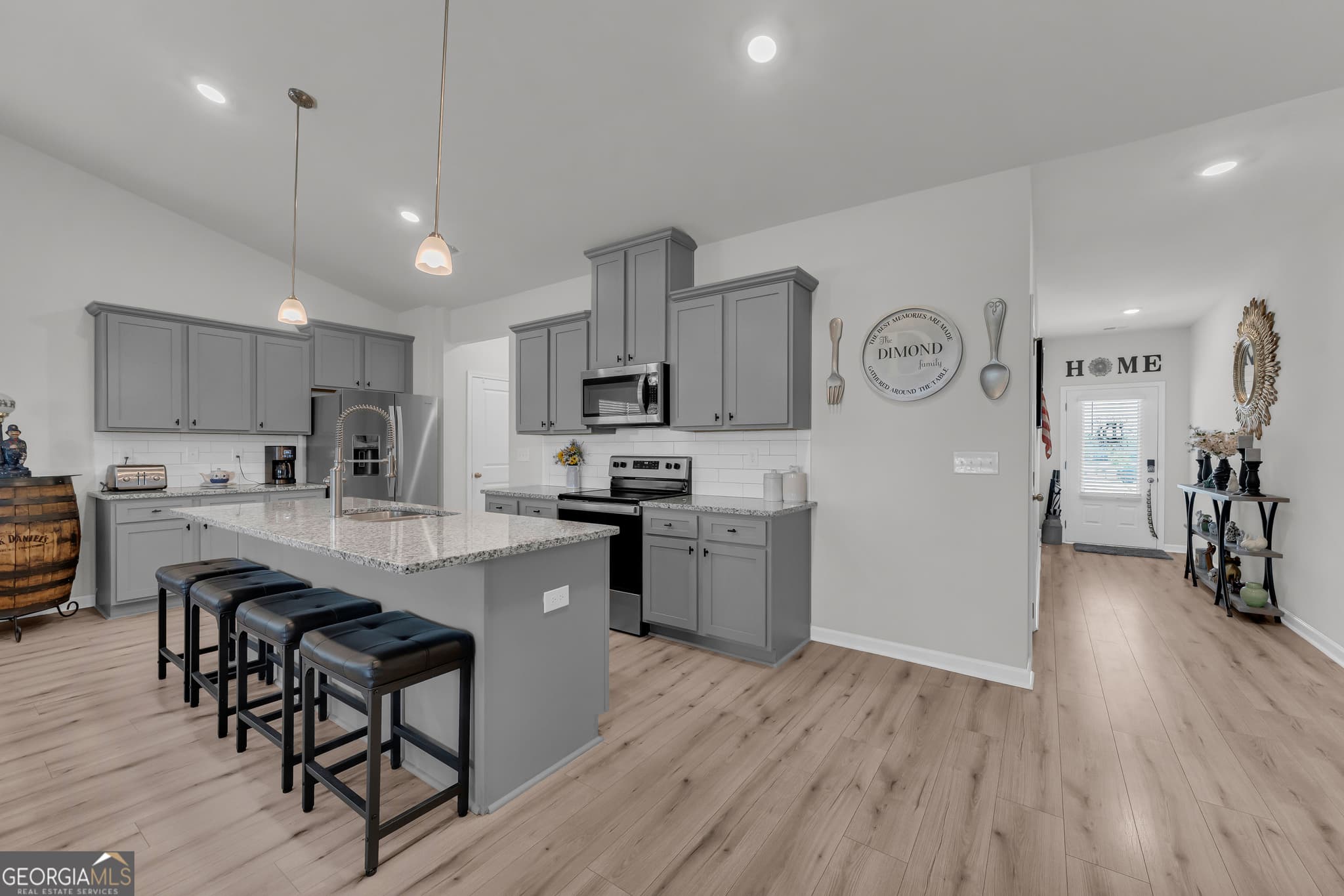 3 bedroom, 2 bathroom, 1,785 sq ft single family residence for sale at 128 Wild Turkey Pass, Homer, GA 30547 — photo 5