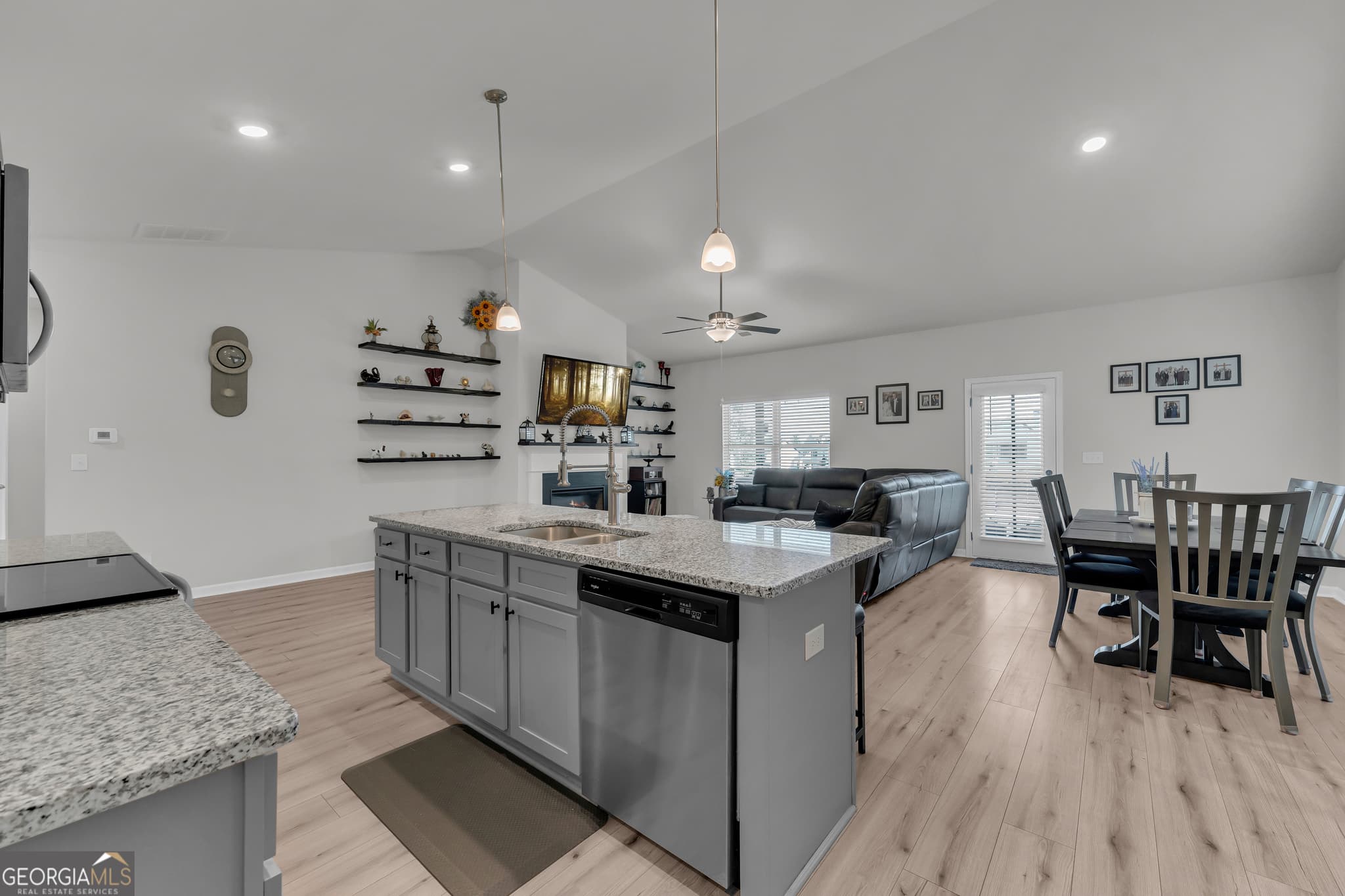 3 bedroom, 2 bathroom, 1,785 sq ft single family residence for sale at 128 Wild Turkey Pass, Homer, GA 30547 — photo 8