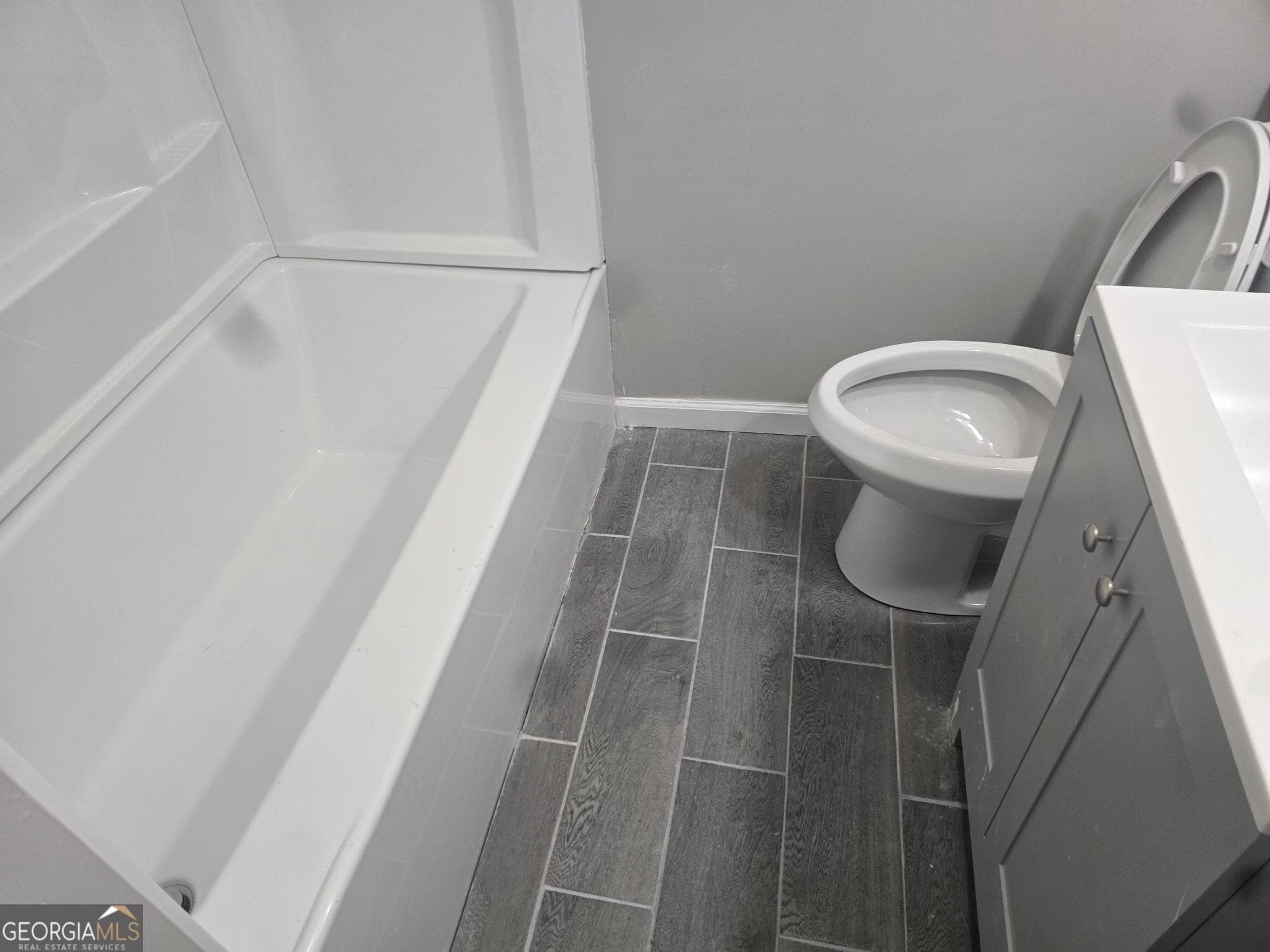 3 bedroom, 2.5 bathroom, 1,468 sq ft single family residence under contract at 708 N Church Street, Dublin, GA 31021 — photo 7