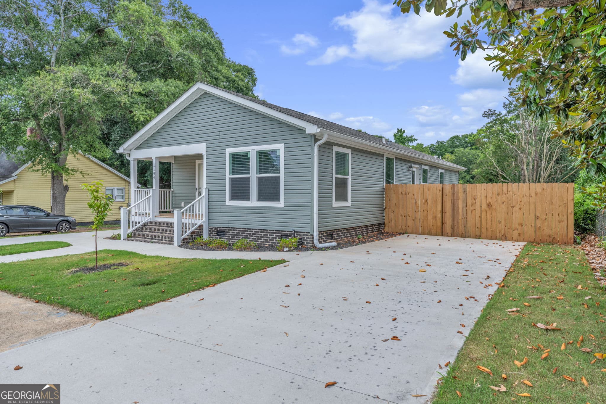 3 bedroom, 2 bathroom, 1,330 sq ft single family residence for sale at 1104 E Front Street, Iva, SC 29655 — photo 2
