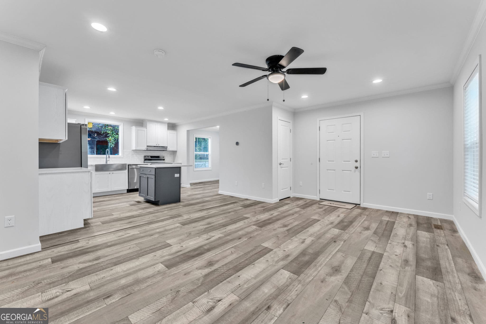 3 bedroom, 2 bathroom, 1,330 sq ft single family residence for sale at 1104 E Front Street, Iva, SC 29655 — photo 5