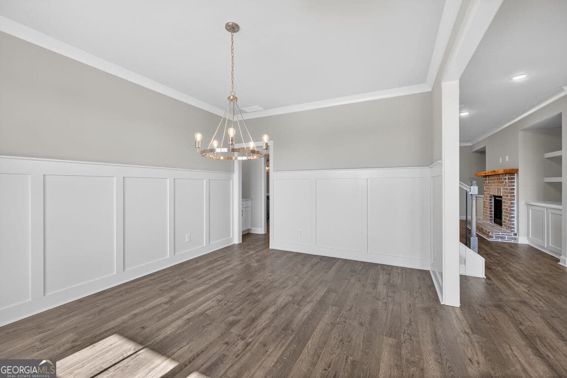 5 bedroom, 4.5 bathroom, 3,213 sq ft single family residence for sale at 8845 jot em down Road, Gainesville, GA 30506 — photo 9