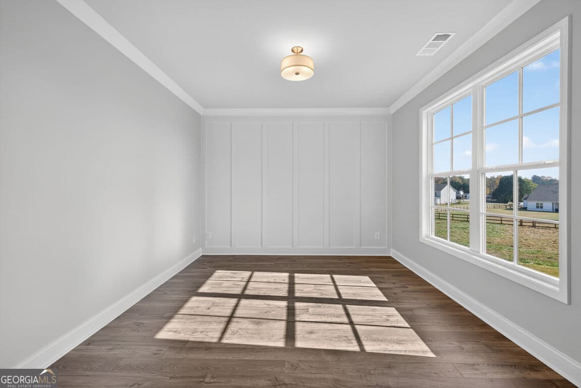 5 bedroom, 4.5 bathroom, 3,213 sq ft single family residence for sale at 8845 jot em down Road, Gainesville, GA 30506 — photo 10