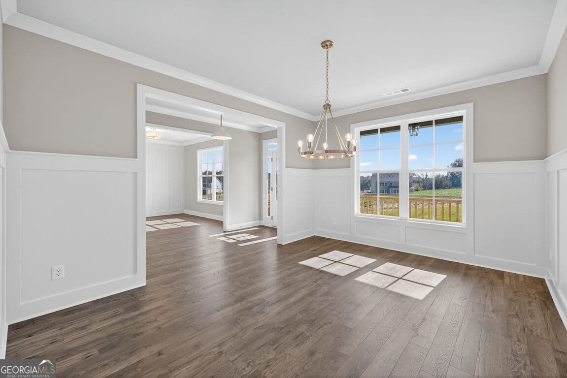 5 bedroom, 4.5 bathroom, 3,213 sq ft single family residence for sale at 8845 jot em down Road, Gainesville, GA 30506 — photo 8