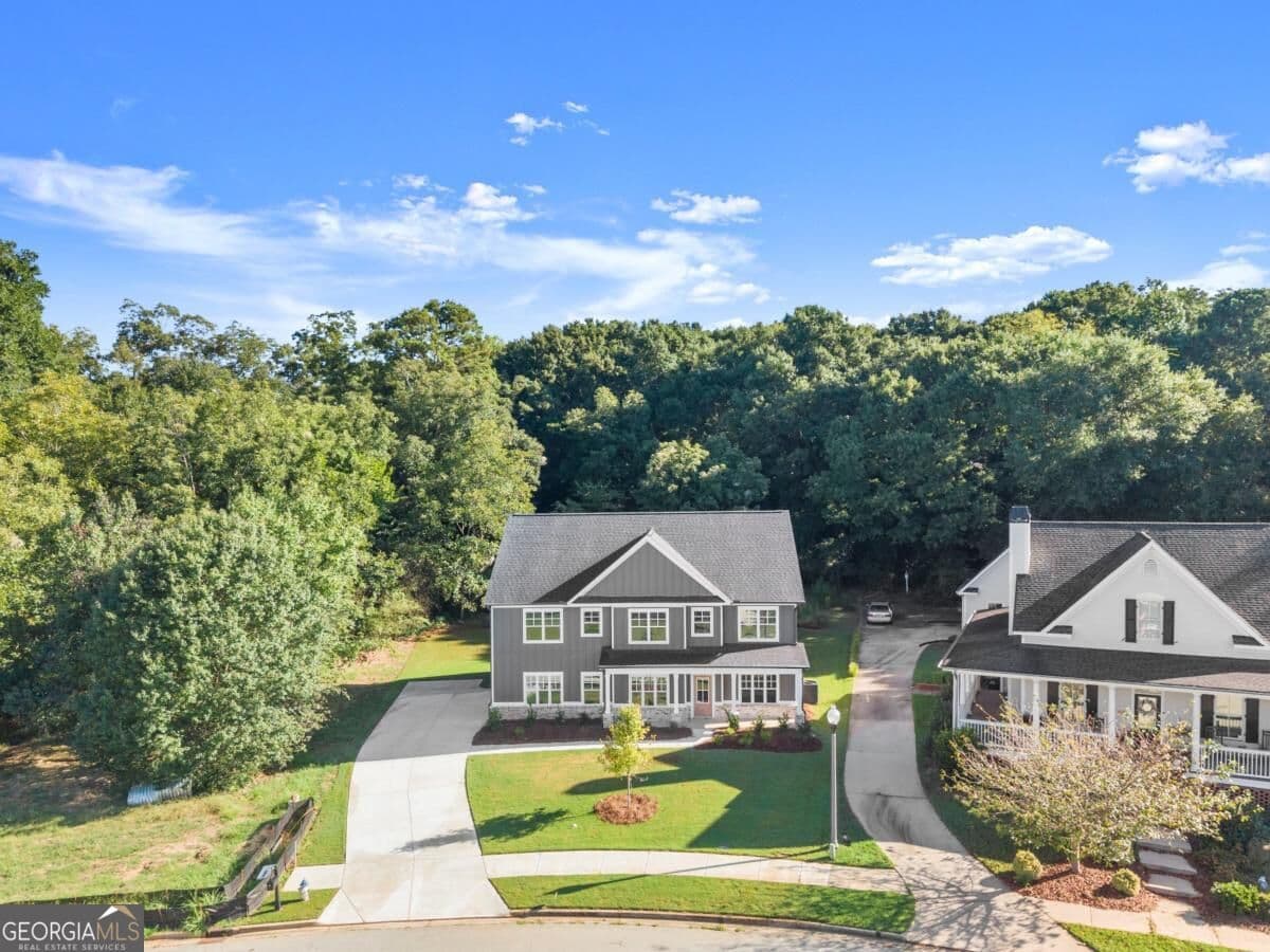 5 bedroom, 3 bathroom, 2,983 sq ft single family residence for sale at 4306 Brookhaven Drive, Covington, GA 30014 — photo 6