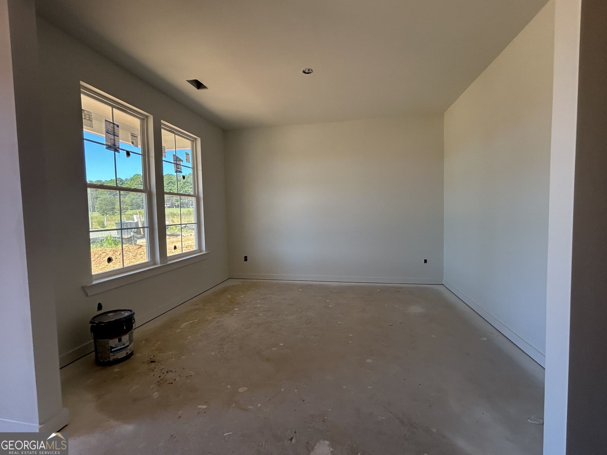 4 bedroom, 2.5 bathroom, 2,340 sq ft single family residence for sale at 200 Ruby Robin Road, Jefferson, GA 30549 — photo 3