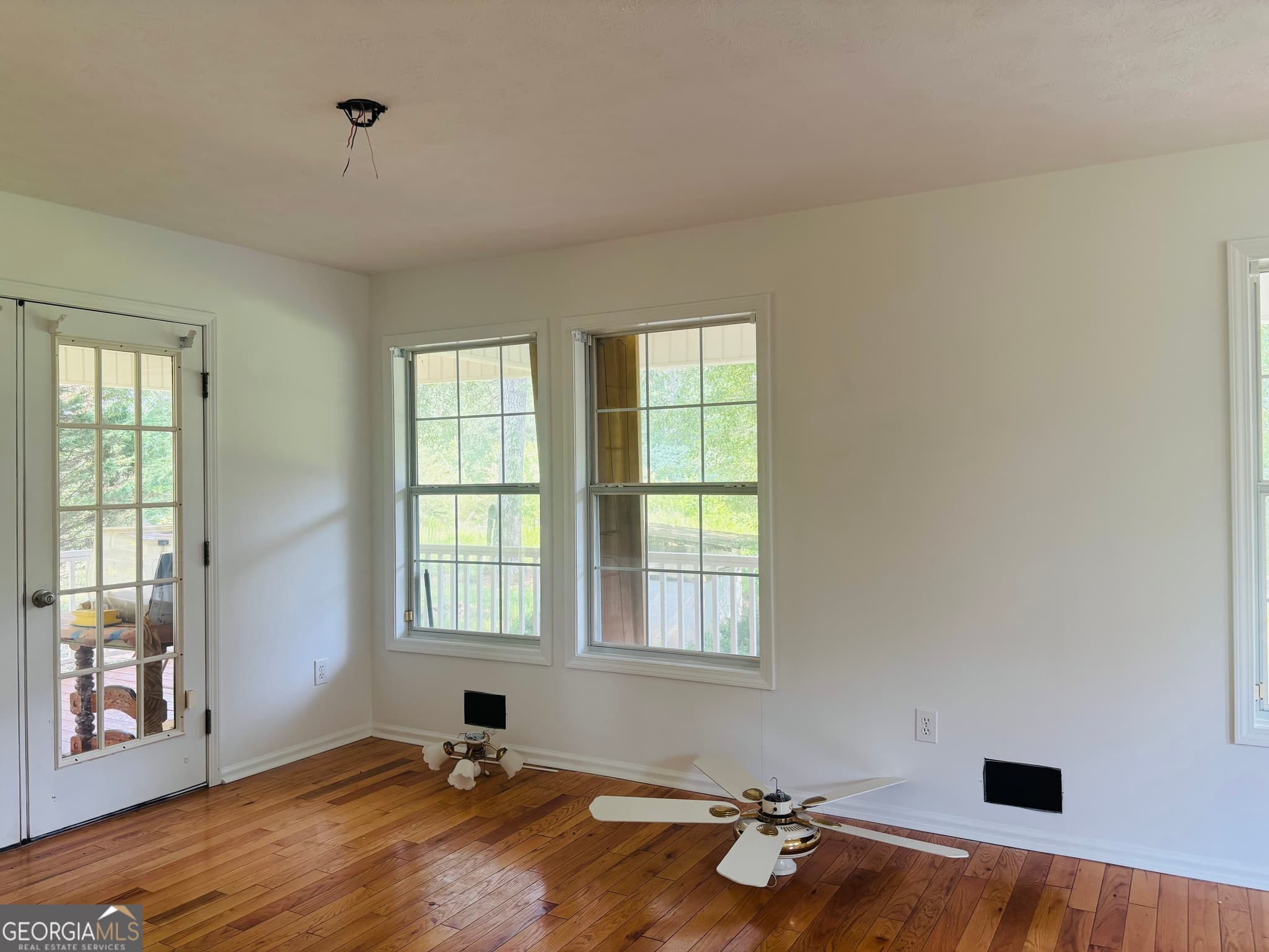 3 bedroom, 4 bathroom, 2,730 sq ft single family residence for sale at 3799 Jonathans Roost Road, Williamson, GA 30292 — photo 7