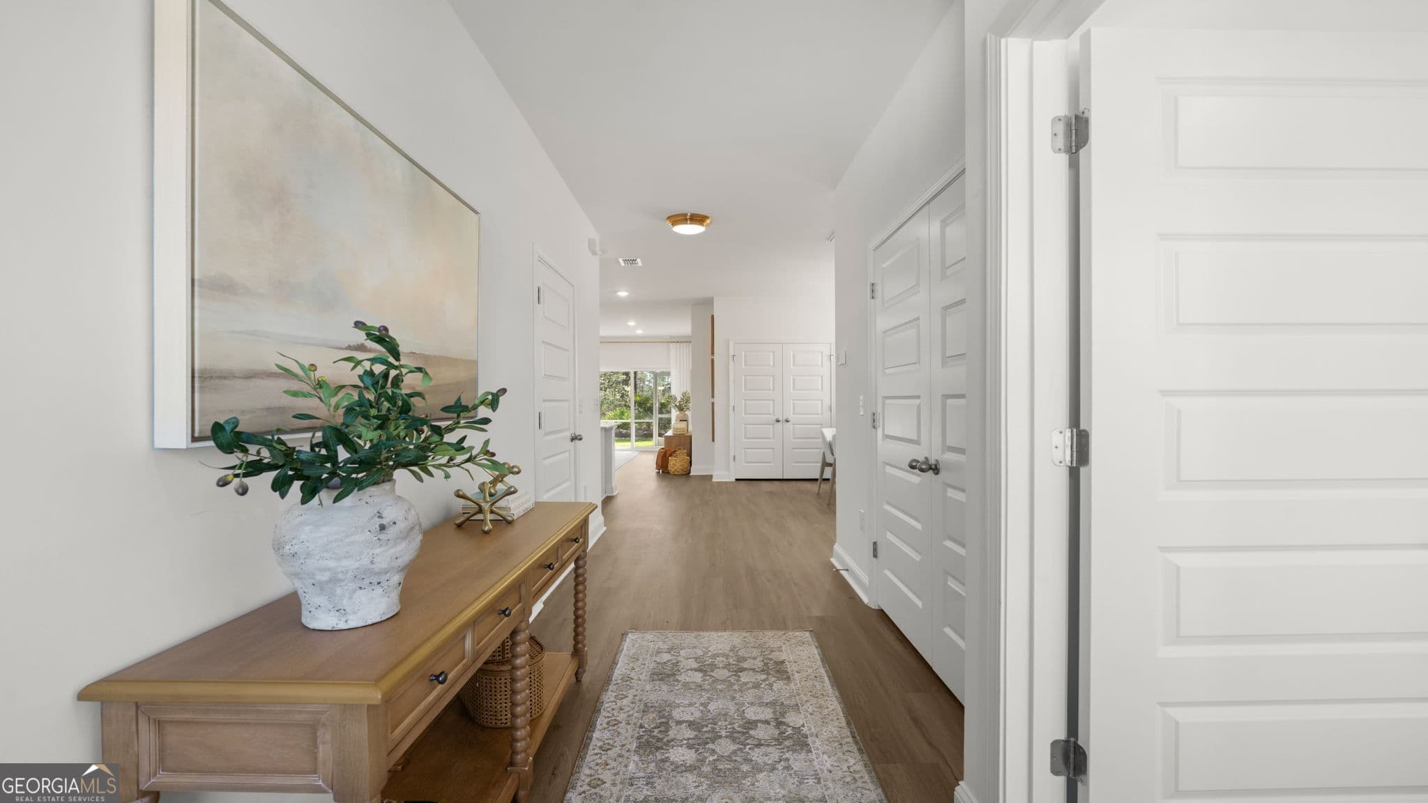 3 bedroom, 2 bathroom, 11,176 sq ft townhouse for sale at 239 Tupelo Honey Road, Brunswick, GA 31525 — photo 4