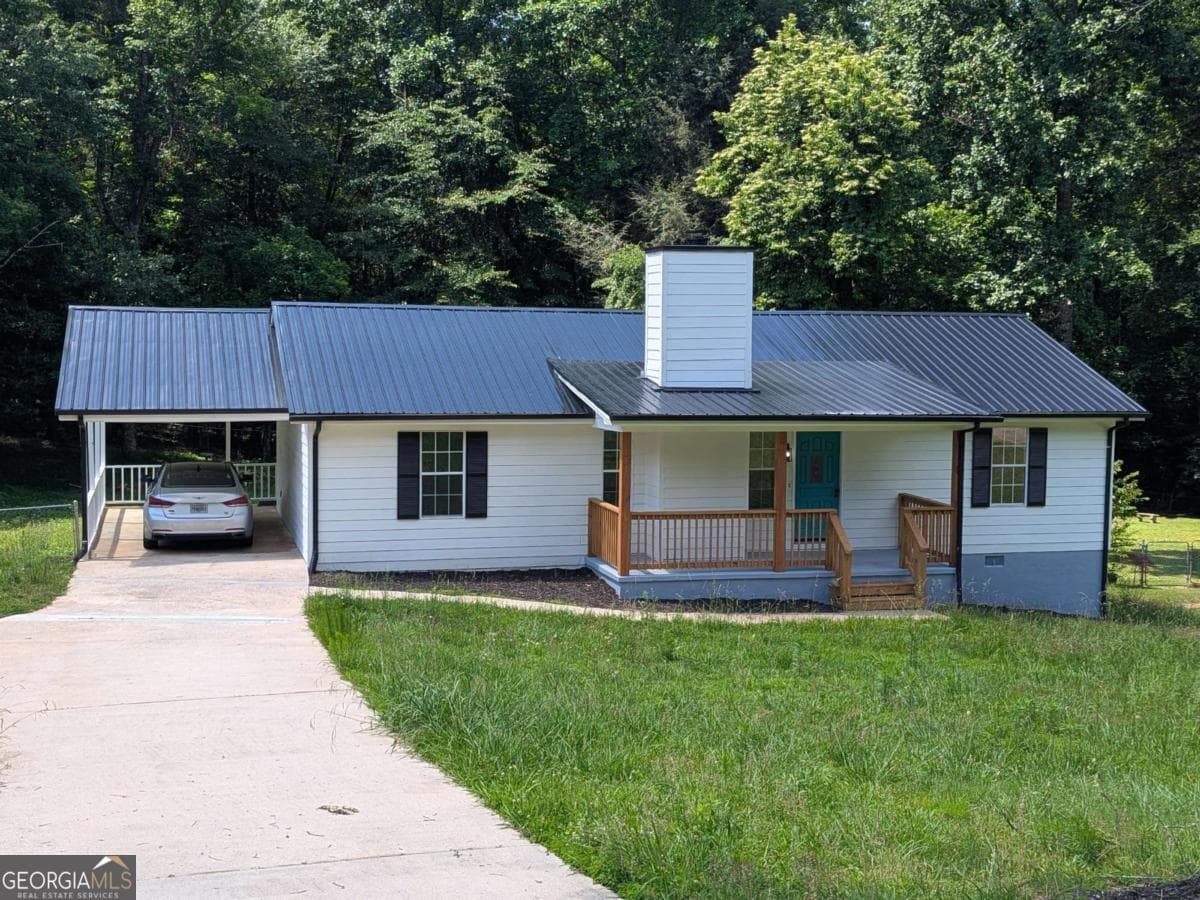 3 bedroom, 2 bathroom, 1,344 sq ft single family residence for sale at 5019 Bird Road, Gainesville, GA 30506 — photo 2