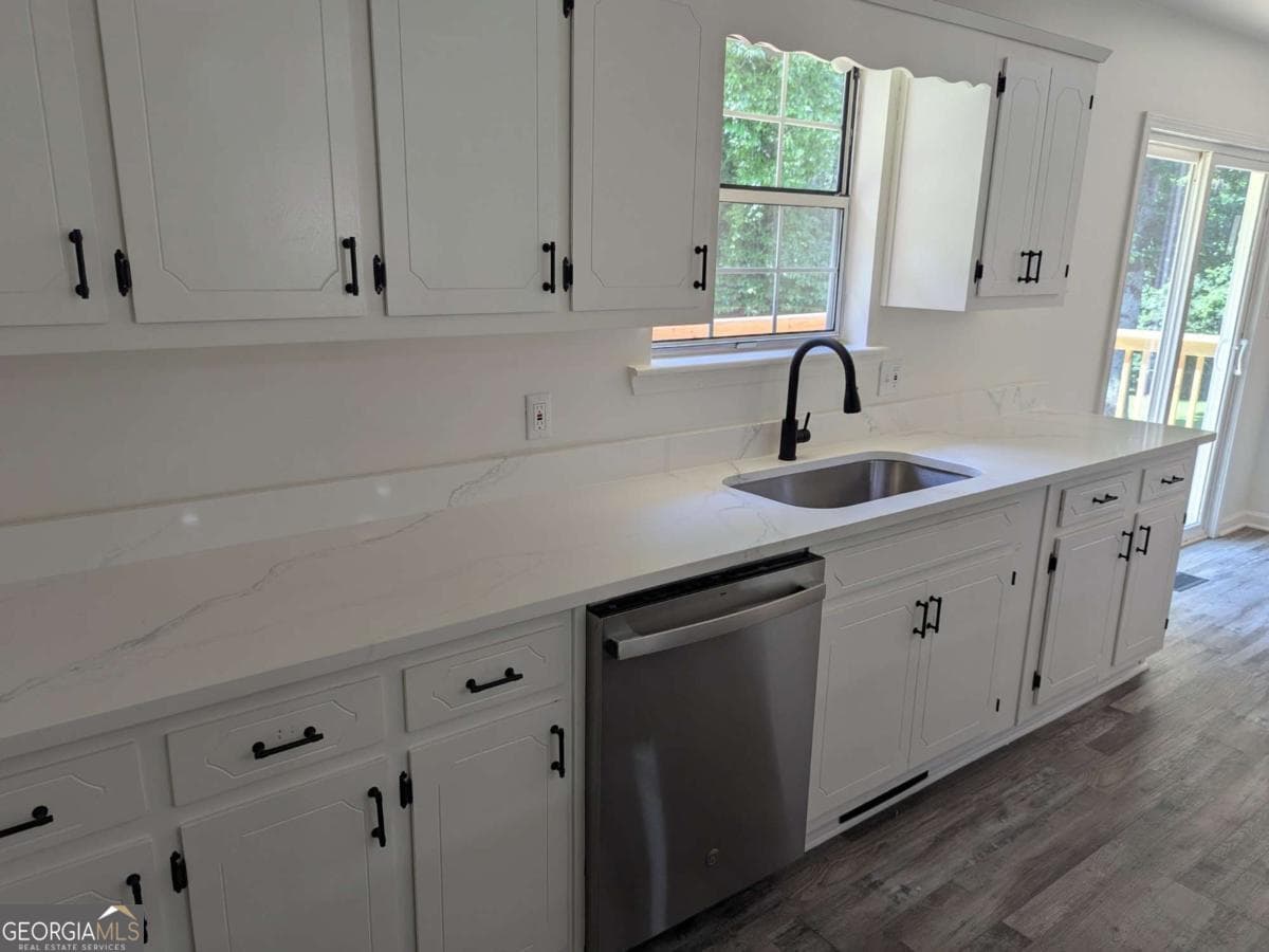 3 bedroom, 2 bathroom, 1,344 sq ft single family residence for sale at 5019 Bird Road, Gainesville, GA 30506 — photo 10
