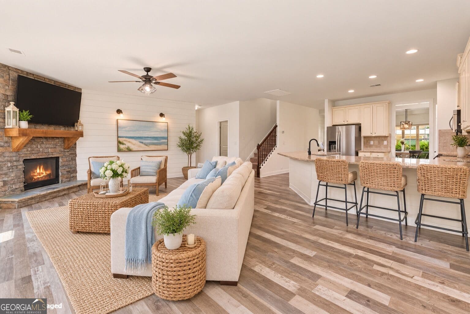 4 bedroom, 3.5 bathroom, 2,889 sq ft single family residence for sale at 31 Lake Sydney Drive, Dawsonville, GA 30534 — photo 8