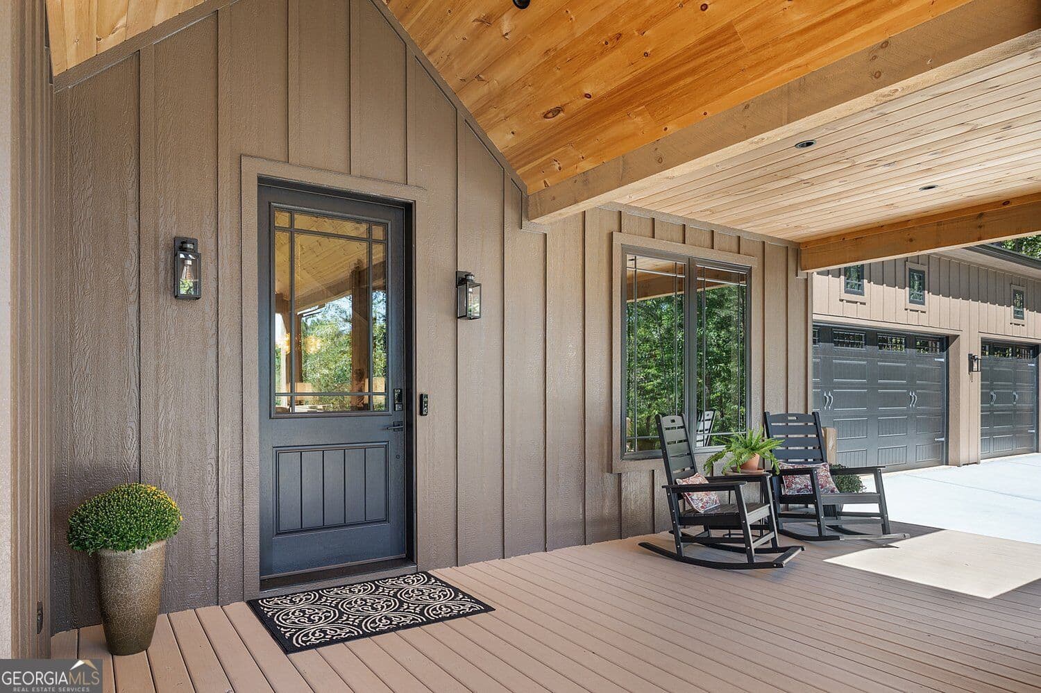 4 bedroom, 4.5 bathroom, 2,895 sq ft cabin,single family residence for sale at 762 Town Creek Road, Talking Rock, GA 30175 — photo 4