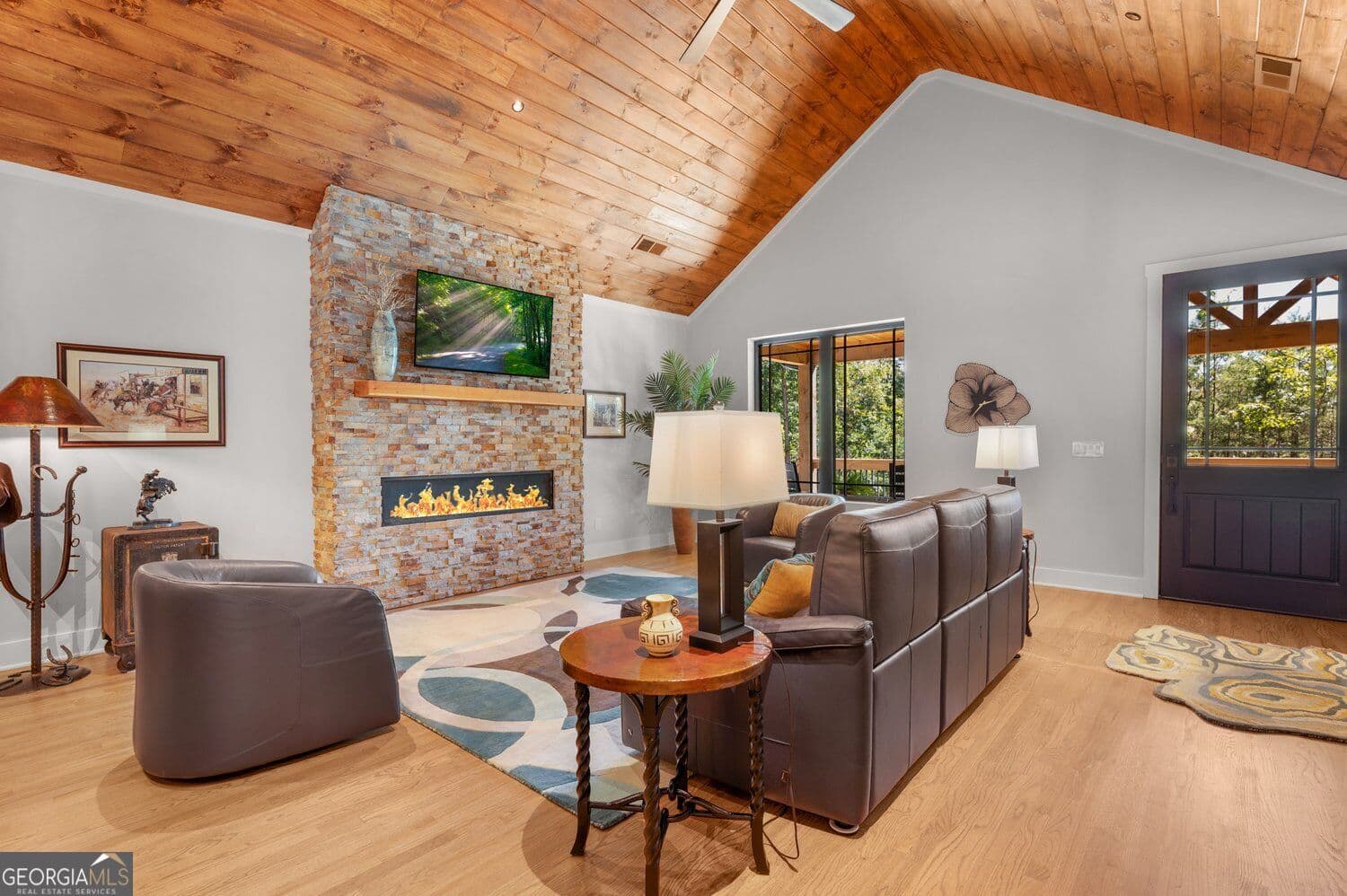 4 bedroom, 4.5 bathroom, 2,895 sq ft cabin,single family residence for sale at 762 Town Creek Road, Talking Rock, GA 30175 — photo 8
