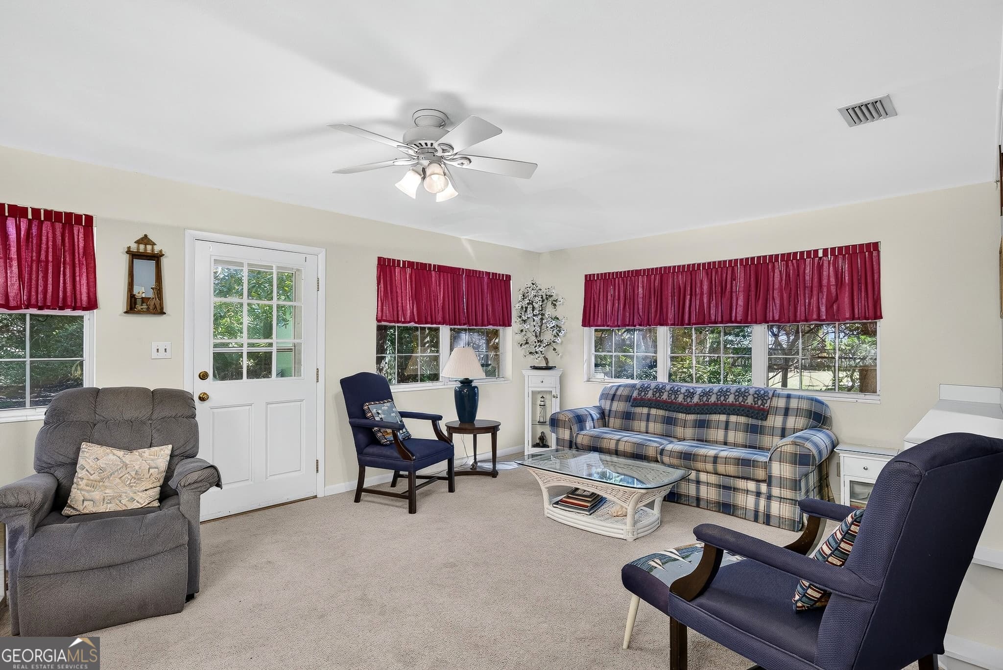 3 bedroom, 2 bathroom, 1,641 sq ft single family residence for sale at 29 Ogden Street, Jekyll Island, GA 31527 — photo 9