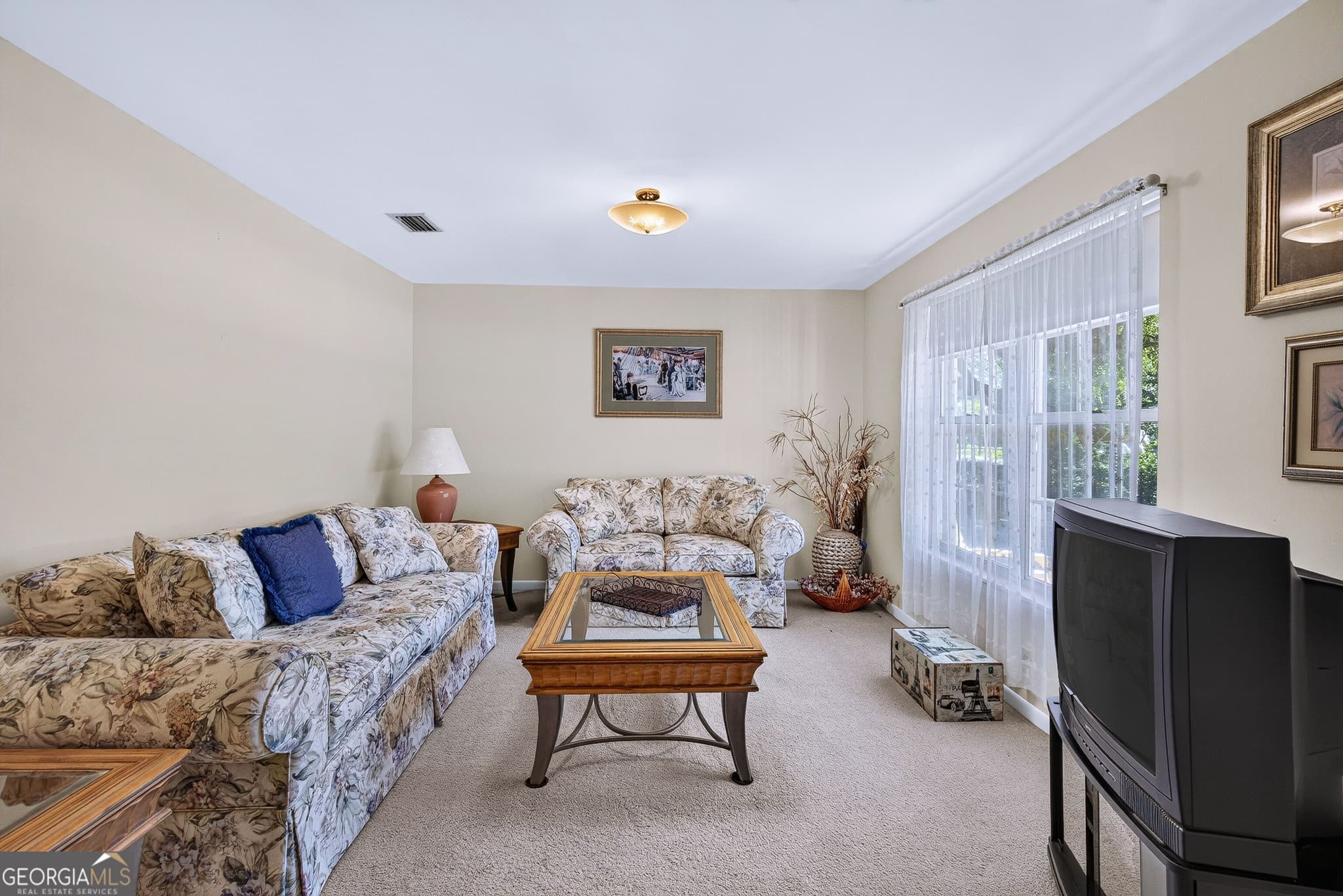 3 bedroom, 2 bathroom, 1,641 sq ft single family residence for sale at 29 Ogden Street, Jekyll Island, GA 31527 — photo 4