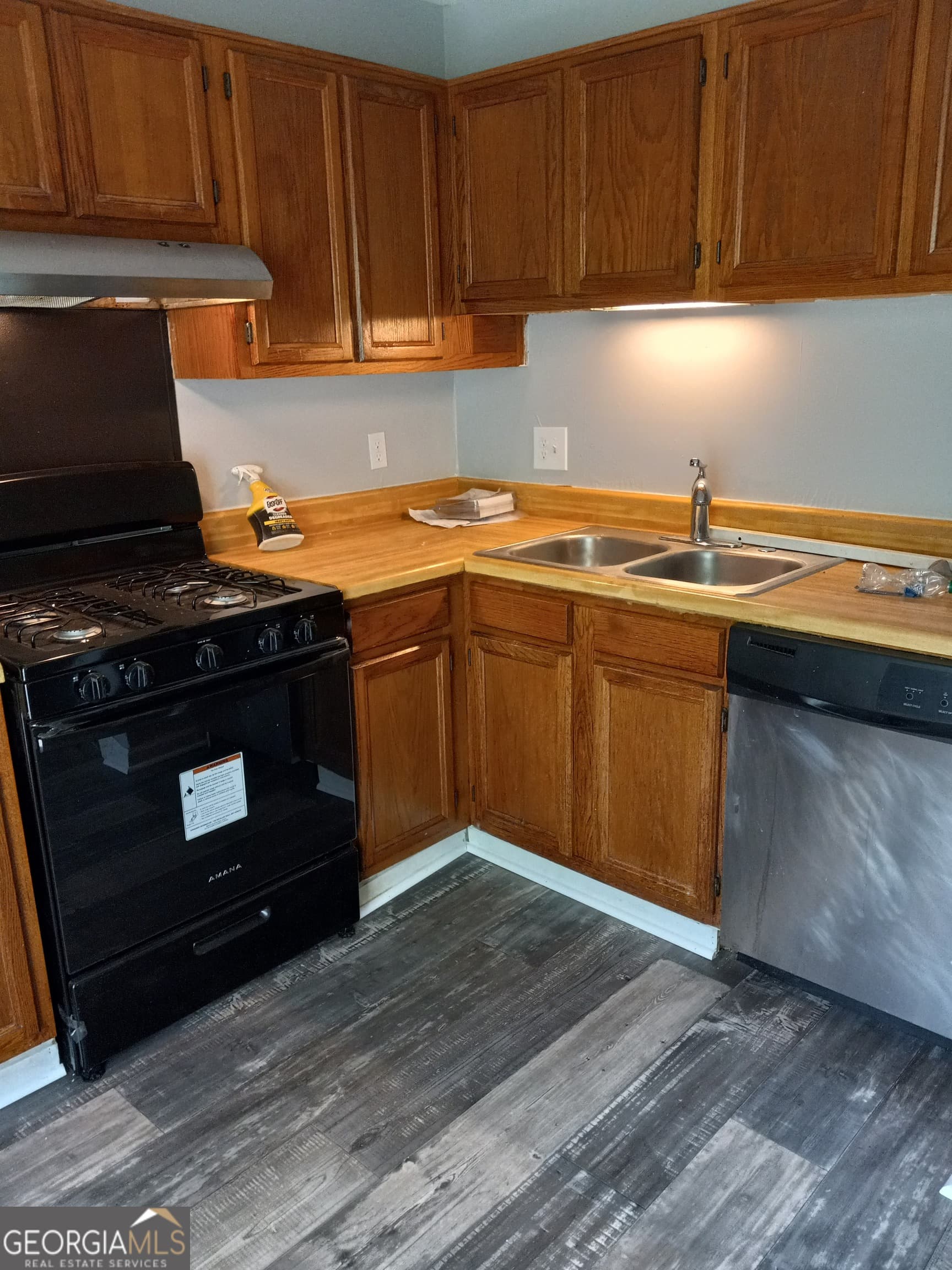 2 bedroom, 2 bathroom, 988 sq ft single family residence for rent at 2036 Charter Manor, Lithonia, GA 30058 for $1,500 a month — photo 3