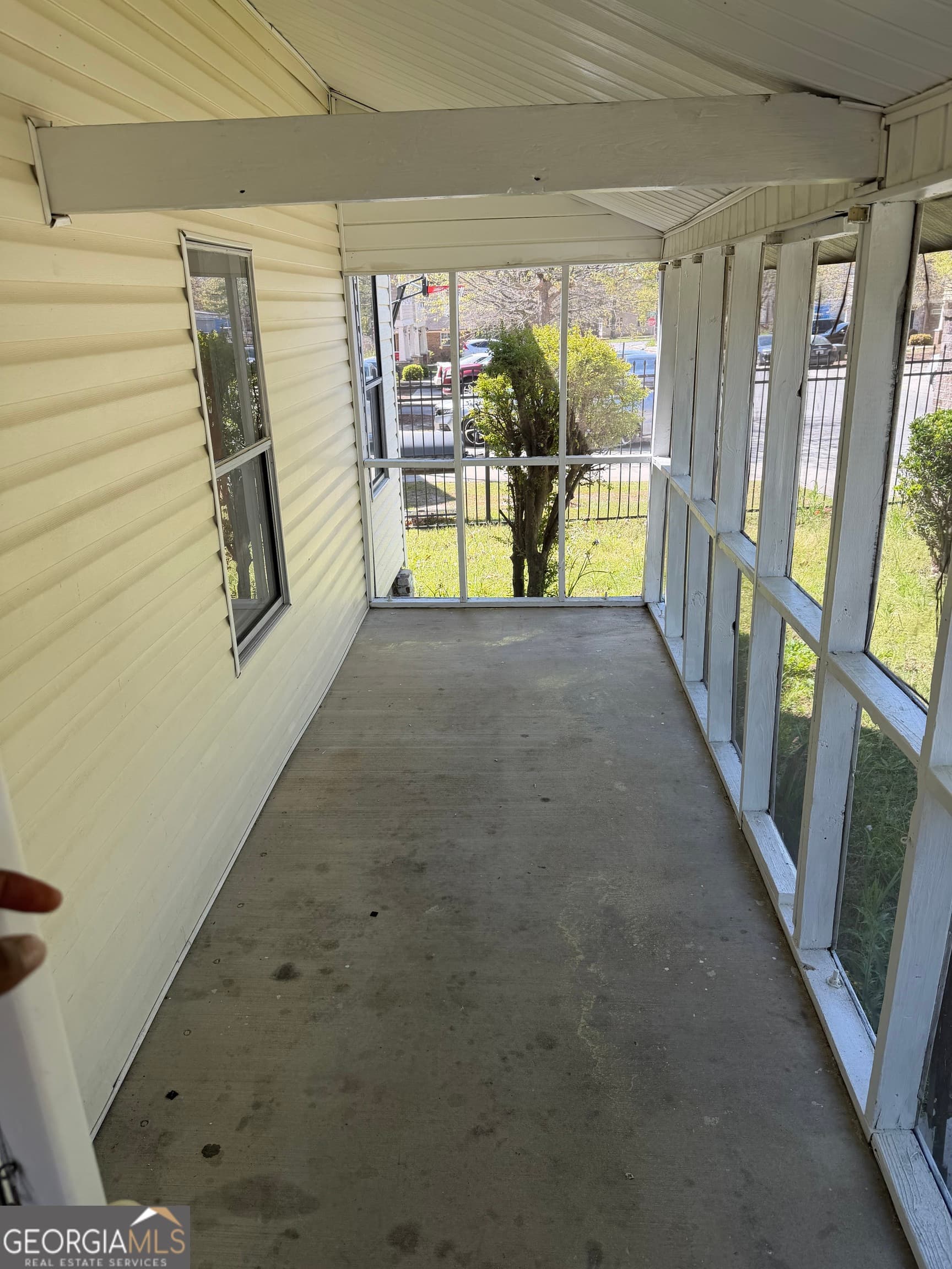 3 bedroom, 1.5 bathroom single family residence for sale at 1513 Pickard Avenue, Tifton, GA 31794 — photo 6