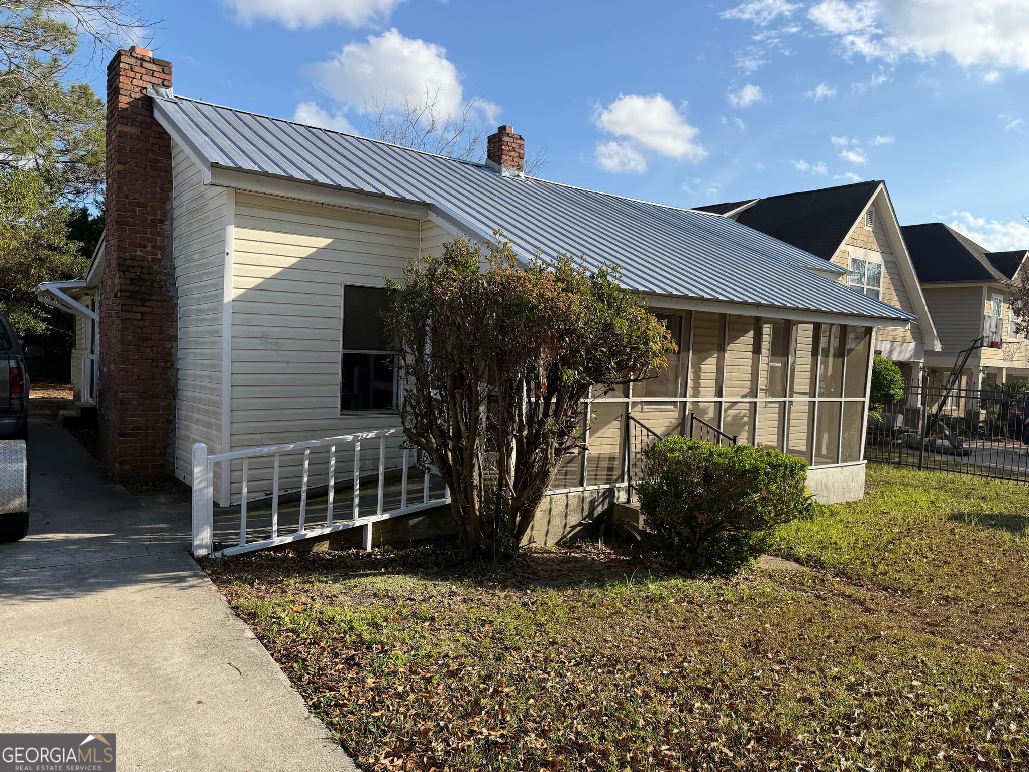 3 bedroom, 1.5 bathroom single family residence for sale at 1513 Pickard Avenue, Tifton, GA 31794 — photo 3