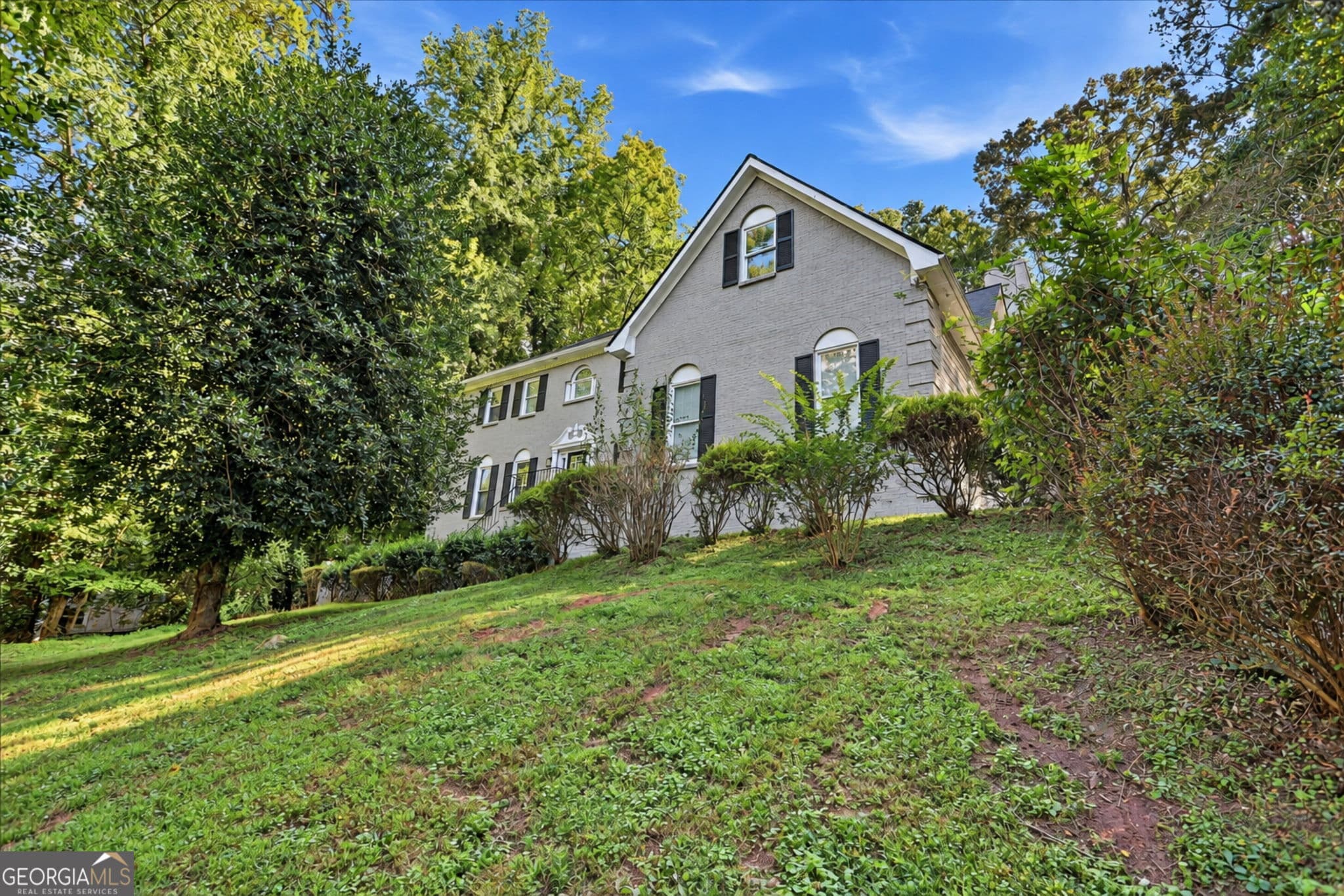 5 bedroom, 3 bathroom, 3,454 sq ft single family residence for sale at 4350 Pompey Drive, Atlanta, GA 30331 — photo 2
