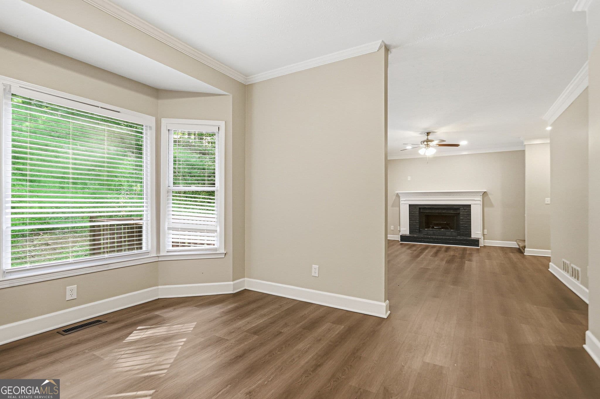 5 bedroom, 3 bathroom, 3,454 sq ft single family residence for sale at 4350 Pompey Drive, Atlanta, GA 30331 — photo 7