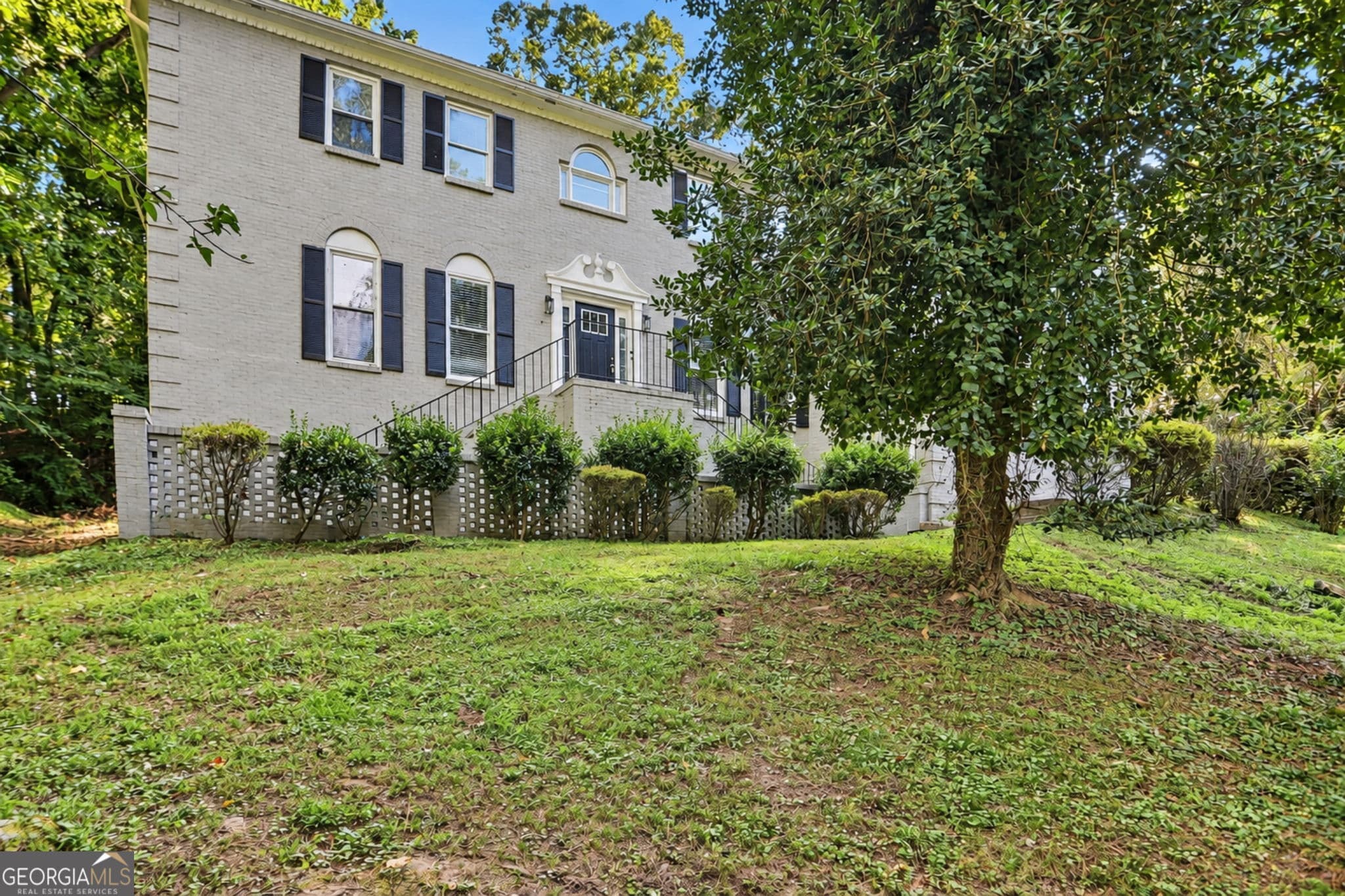 5 bedroom, 3 bathroom, 3,454 sq ft single family residence for sale at 4350 Pompey Drive, Atlanta, GA 30331 — photo 3