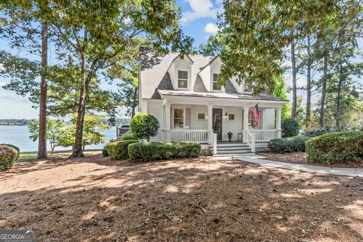 4 bedroom, 3.5 bathroom, 2,597 sq ft single family residence for sale at 155 Oakton, Eatonton, GA 31024 — photo 5