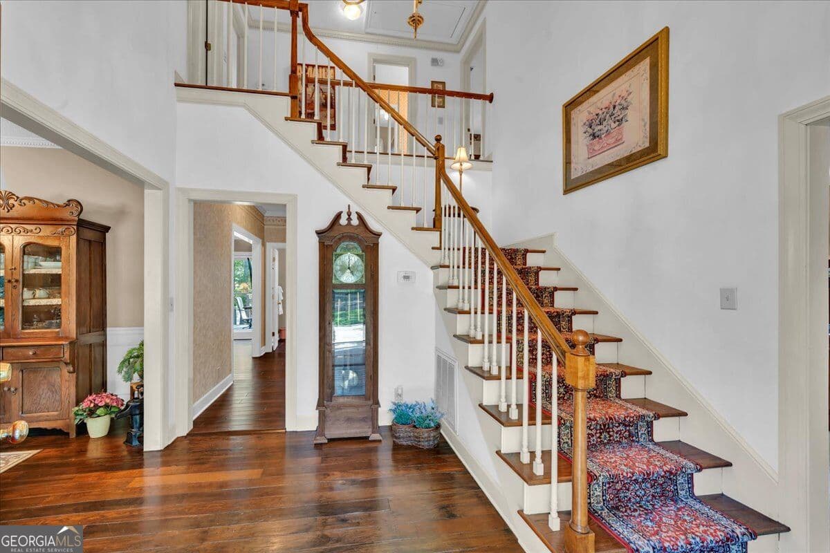 4 bedroom, 3.5 bathroom, 3,371 sq ft single family residence for sale at 149 Island View Drive, Lizella, GA 31052 — photo 2