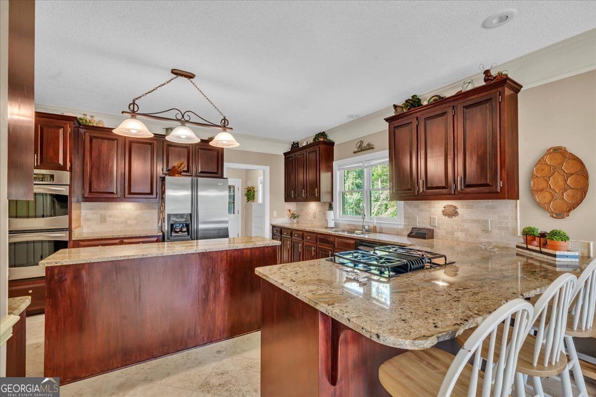 4 bedroom, 3.5 bathroom, 3,371 sq ft single family residence for sale at 149 Island View Drive, Lizella, GA 31052 — photo 7