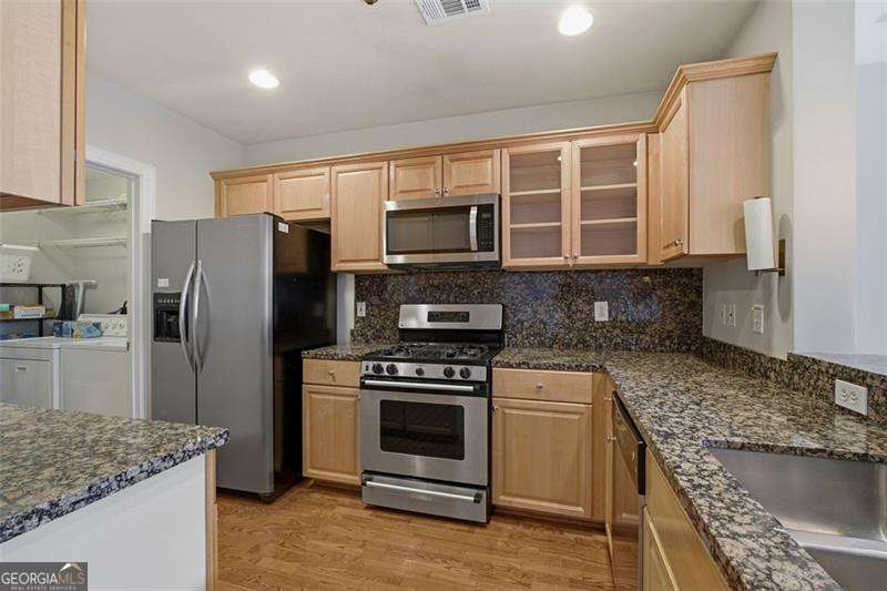 2 bedroom, 2.5 bathroom, 1,704 sq ft condominium for sale at 850 Piedmont Avenue 3303, Atlanta, GA 30308 — photo 10