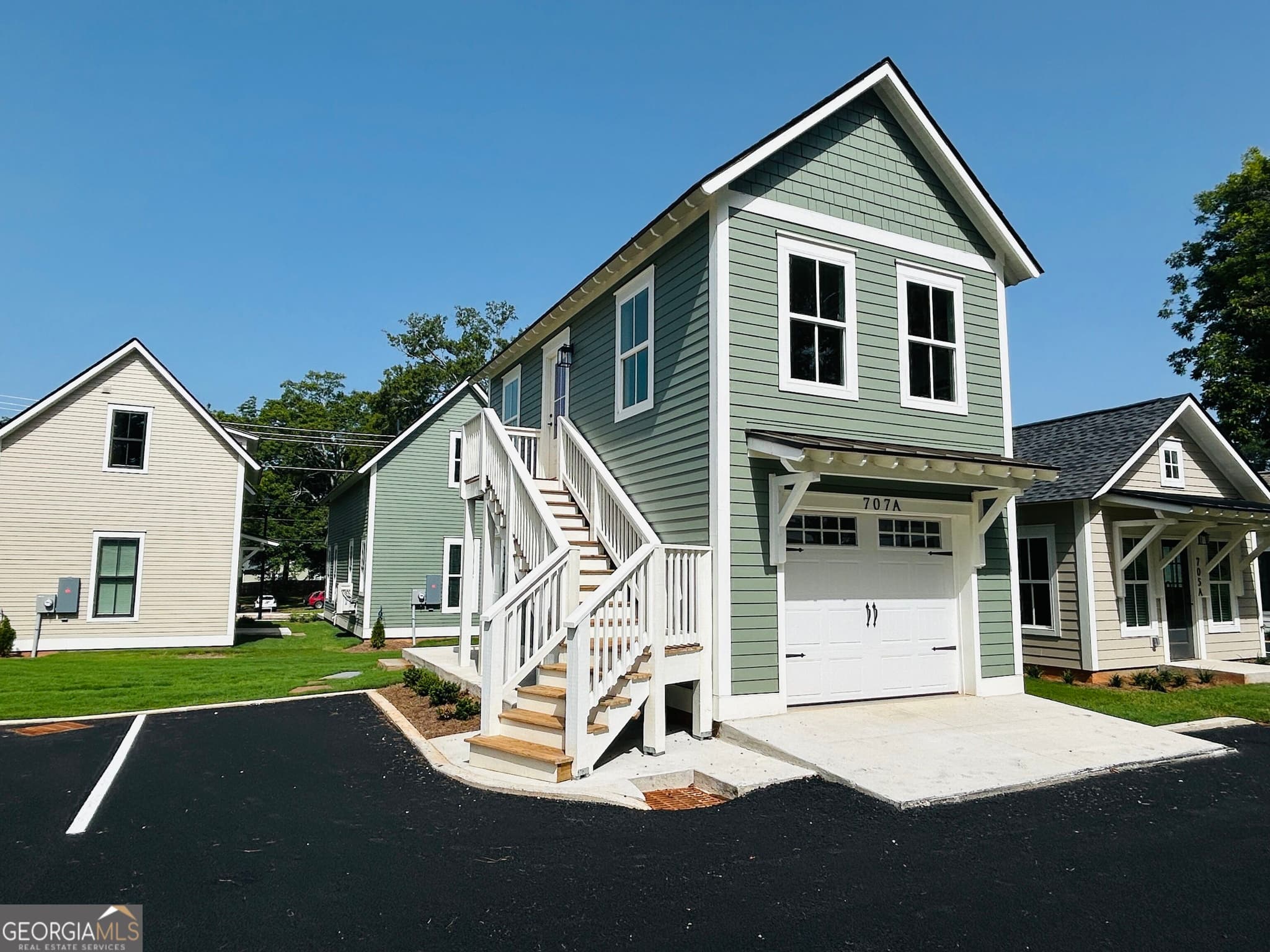 1 bedroom, 1 bathroom, 398 sq ft single family residence for rent at 707A Jefferson Street, Lagrange, GA 30240 for $1,095 a month