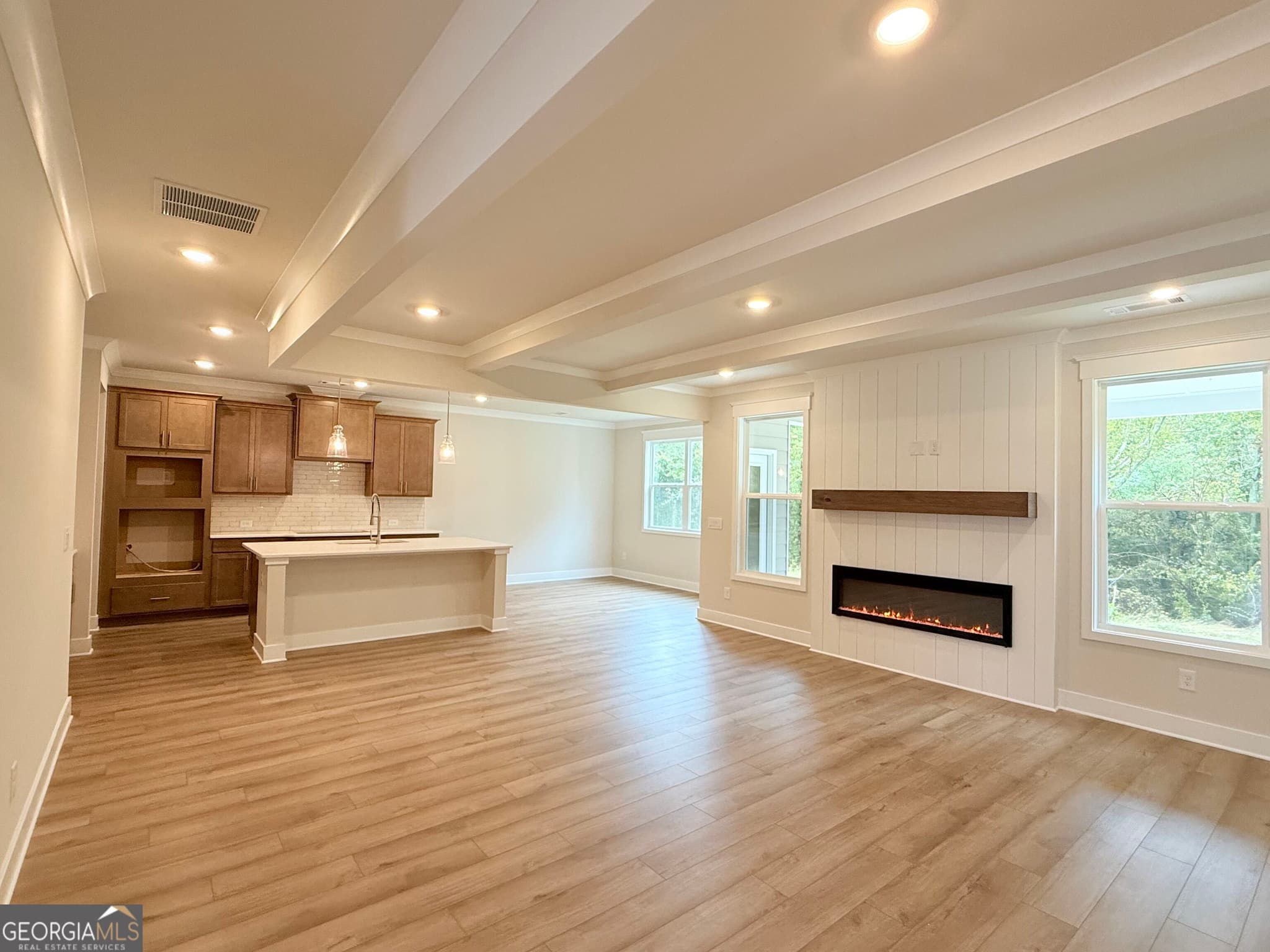 5 bedroom, 4 bathroom, 3,145 sq ft single family residence for sale at 5543 Tullis Drive, Gainesville, GA 30507 — photo 9
