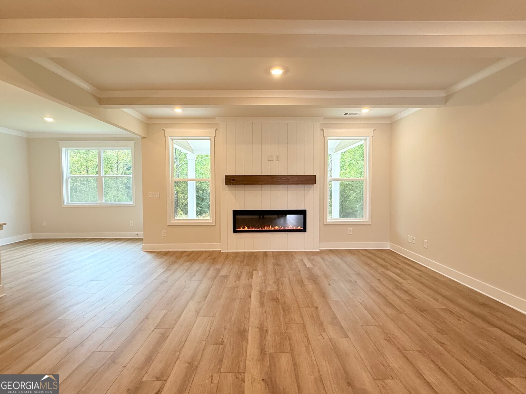 5 bedroom, 4 bathroom, 3,145 sq ft single family residence for sale at 5543 Tullis Drive, Gainesville, GA 30507 — photo 10