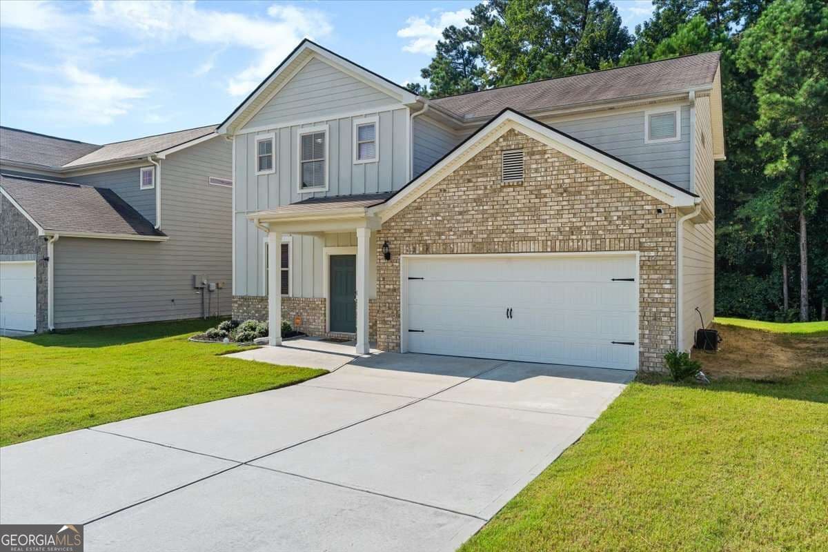 3 bedroom, 2.5 bathroom, 2,460 sq ft single family residence for sale at 7627 Rudder Circle, South Fulton, GA 30213 — photo 2