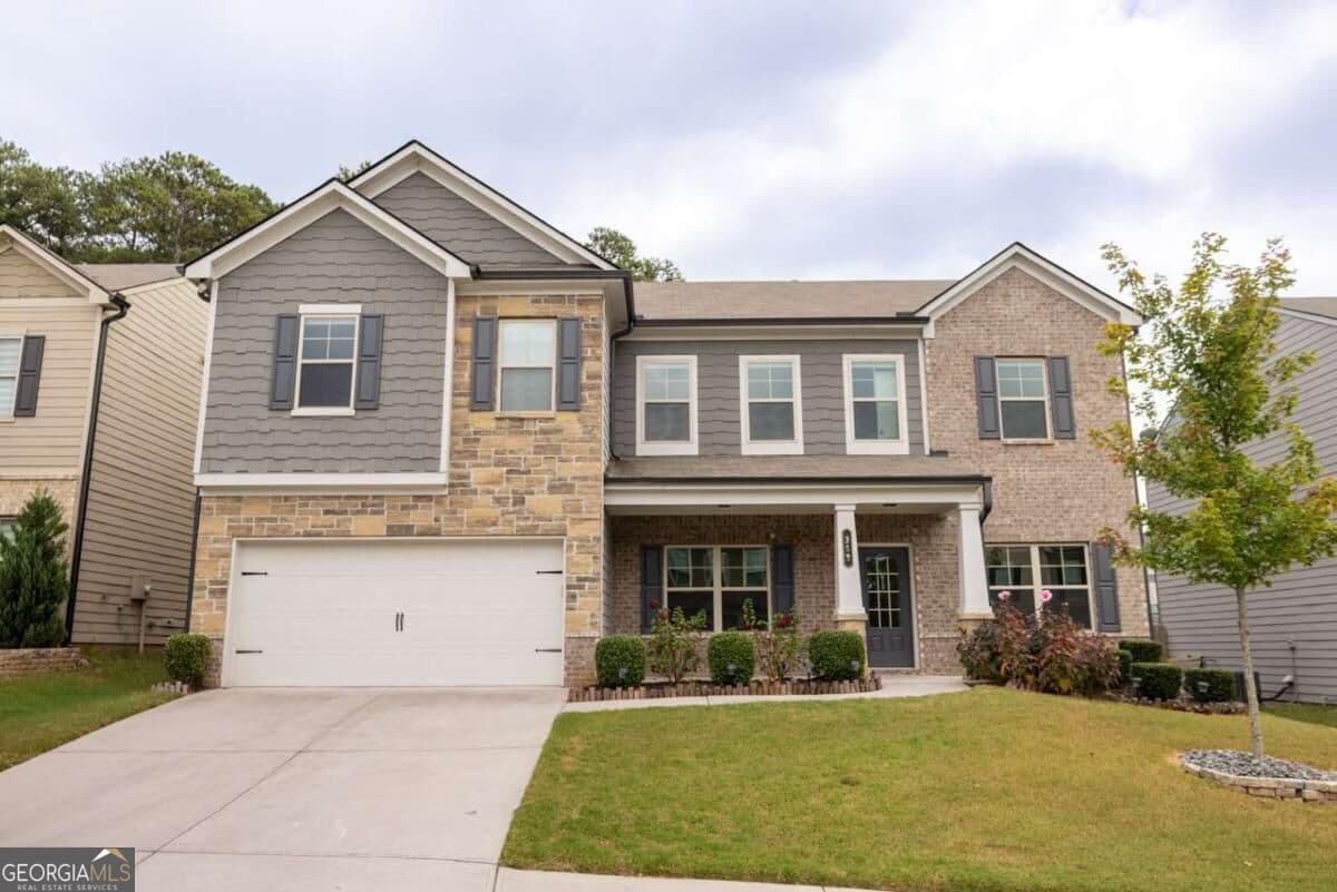 5 bedroom, 4 bathroom, 3,385 sq ft single family residence for sale at 352 Newshaw Drive, Lawrenceville, GA 30046 — photo 1 of 39