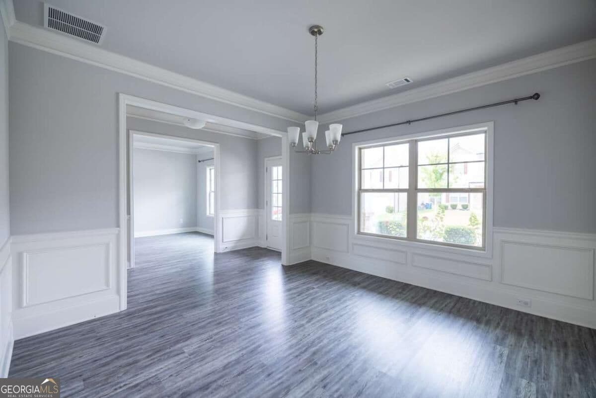 5 bedroom, 4 bathroom, 3,385 sq ft single family residence for sale at 352 Newshaw Drive, Lawrenceville, GA 30046 — photo 9
