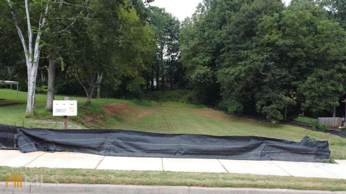 residential lot for sale at 576 N Thomas Lane, Smyrna, GA 30082 — photo 2