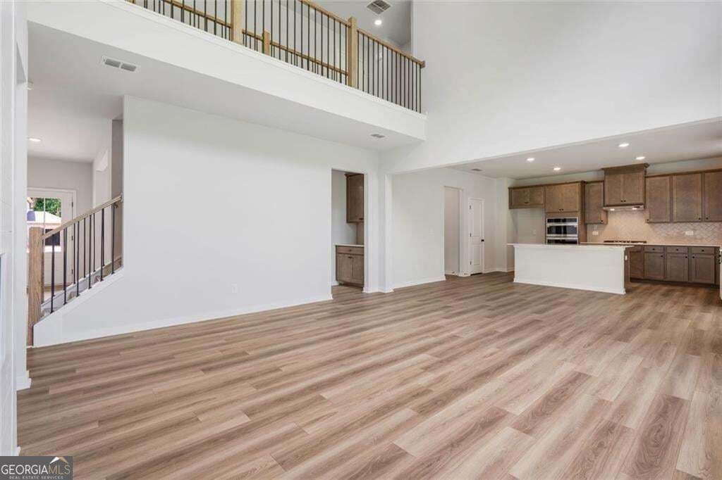 4 bedroom, 3 bathroom, 2,987 sq ft single family residence for sale at 416 Amberleaf Cove, Mcdonough, GA 30252 — photo 4
