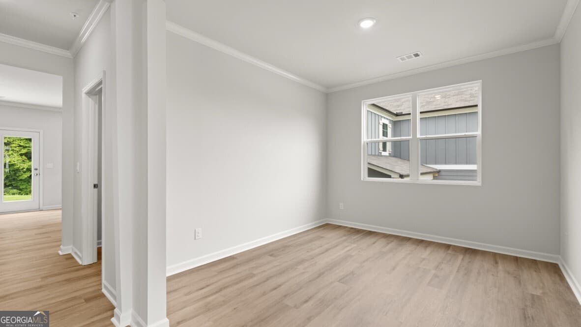 4 bedroom, 2.5 bathroom, 2,804 sq ft loft,single family residence for sale at 3874 Donetta Drive, Atlanta, GA 30349 — photo 7