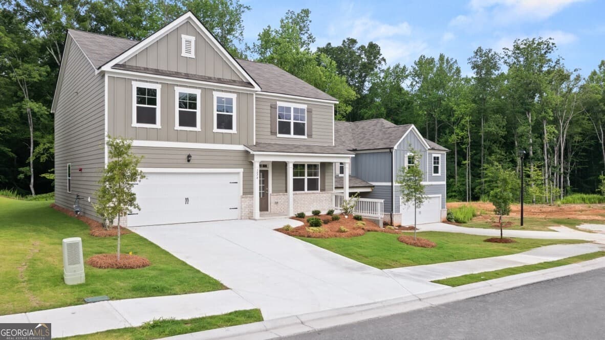 4 bedroom, 2.5 bathroom, 2,804 sq ft loft,single family residence for sale at 3874 Donetta Drive, Atlanta, GA 30349 — photo 3