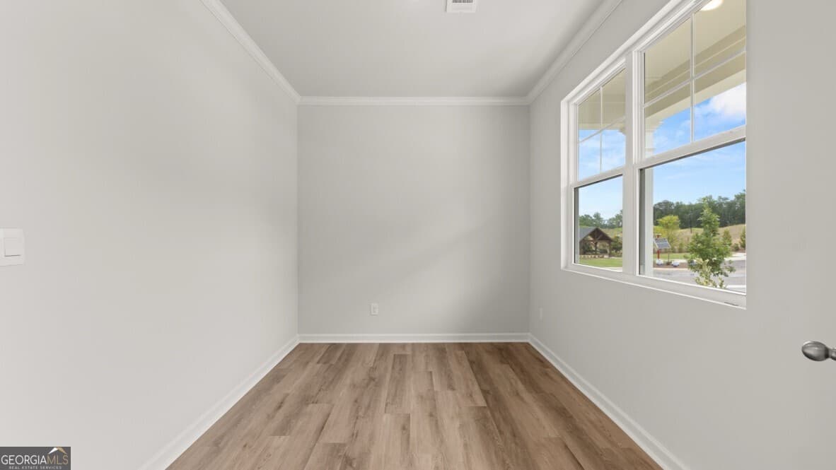 4 bedroom, 2.5 bathroom, 2,804 sq ft loft,single family residence for sale at 3874 Donetta Drive, Atlanta, GA 30349 — photo 5