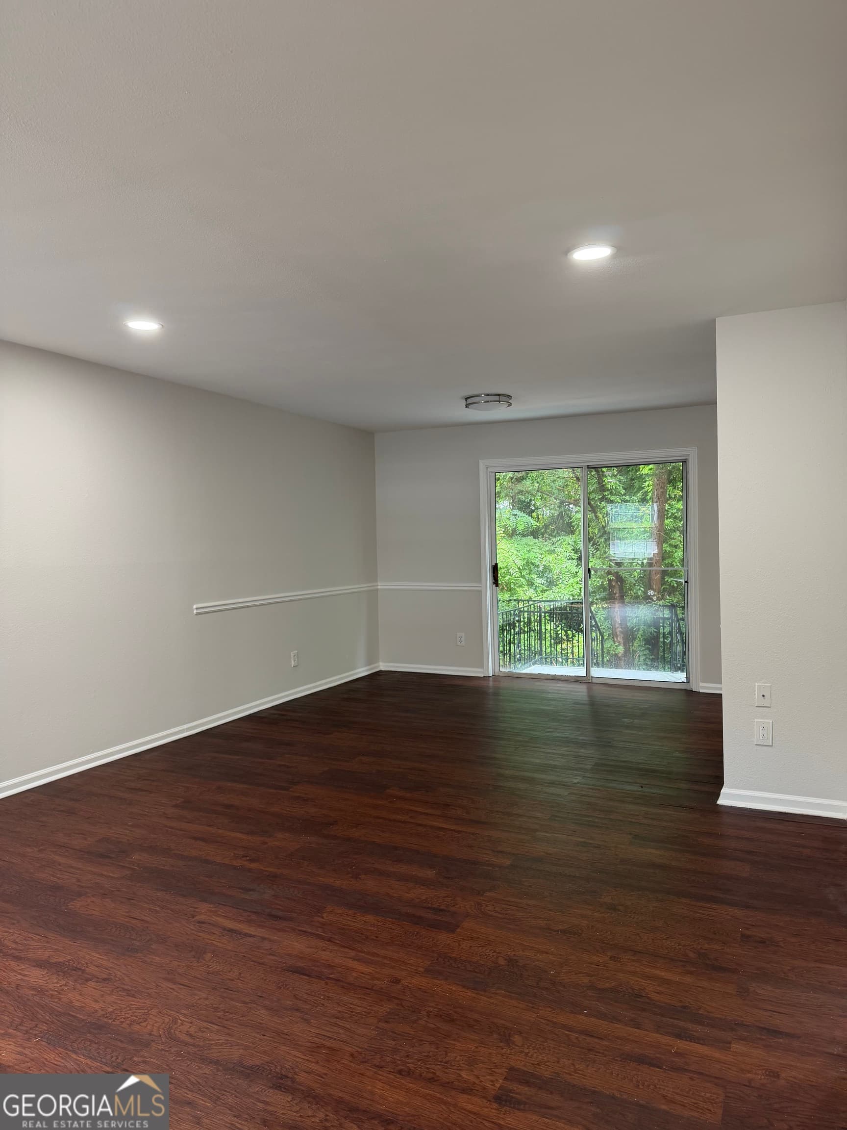 2 bedroom, 1.5 bathroom, 1,134 sq ft townhouse for sale at 3149 Buford Highway, Brookhaven, GA 30329 — photo 9