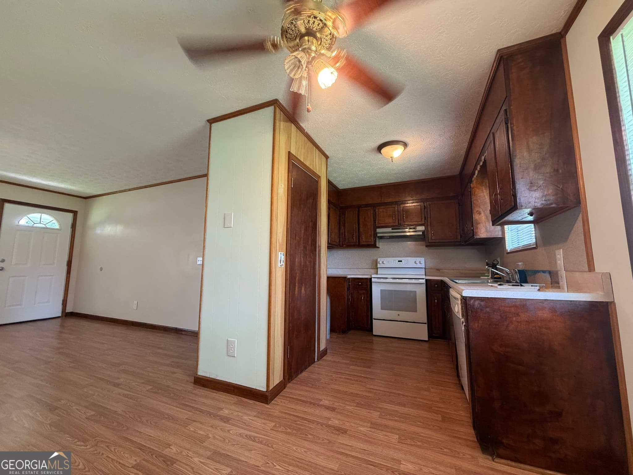 2 bedroom, 1 bathroom single family residence for sale at 5 Lakeside Drive, Hazlehurst, GA 31539 — photo 6