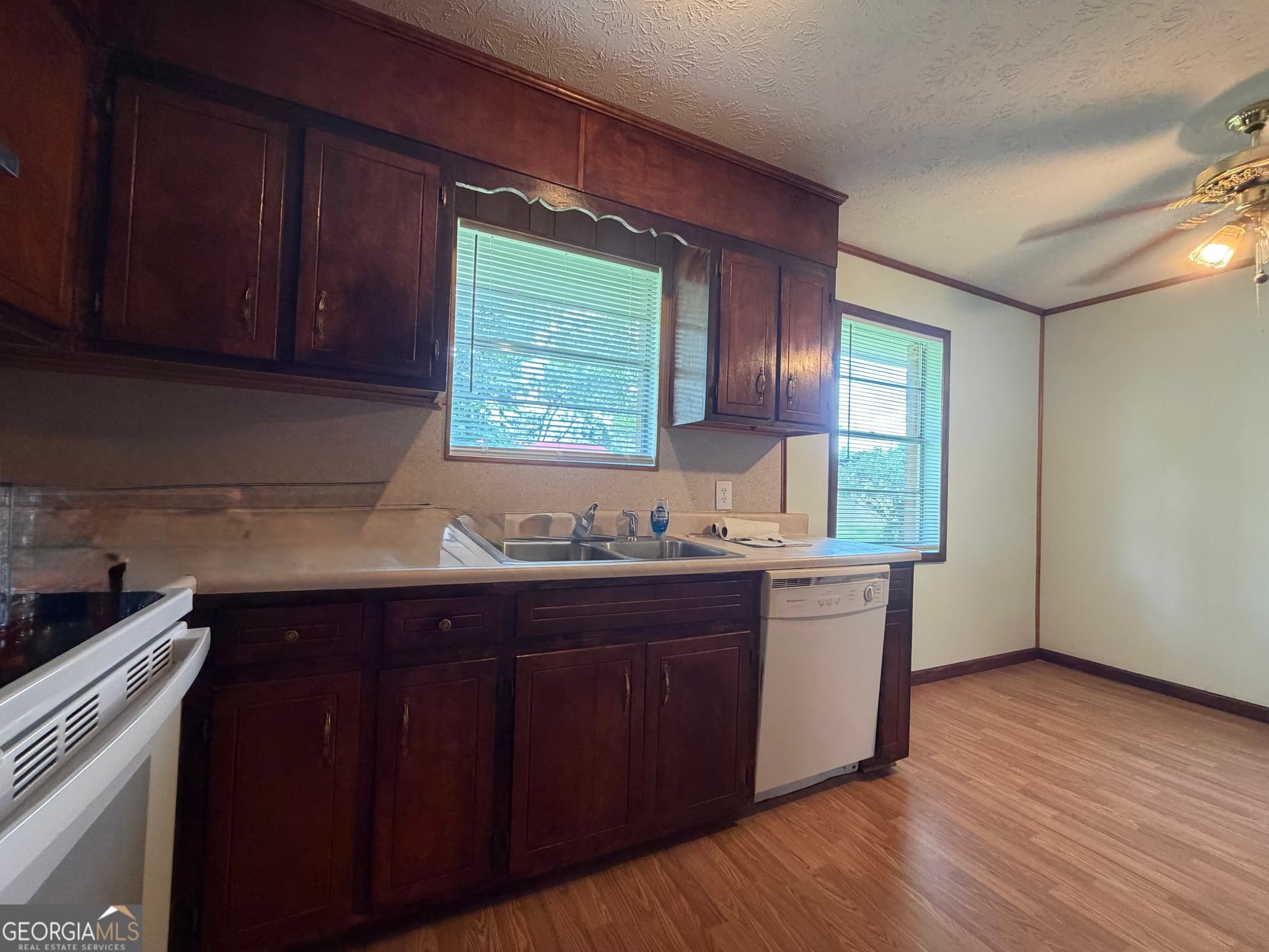 2 bedroom, 1 bathroom single family residence for sale at 5 Lakeside Drive, Hazlehurst, GA 31539 — photo 7