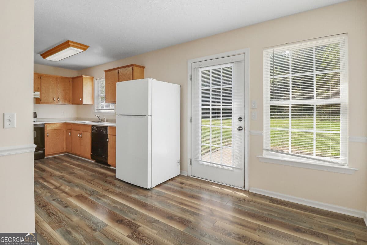 3 bedroom, 3 bathroom, 1,240 sq ft single family residence under contract at 1612 Rebekah Road, Statesboro, GA 30458 — photo 9