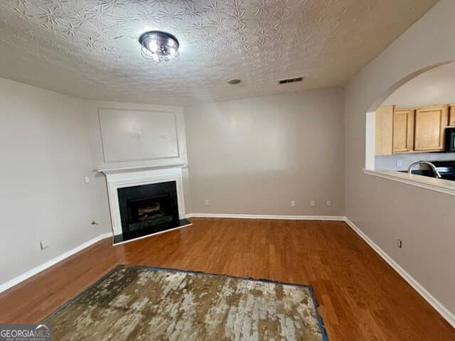 3 bedroom, 2.5 bathroom, 1,632 sq ft townhouse for sale at 2915 Snapfinger Manor, Decatur, GA 30035 — photo 5