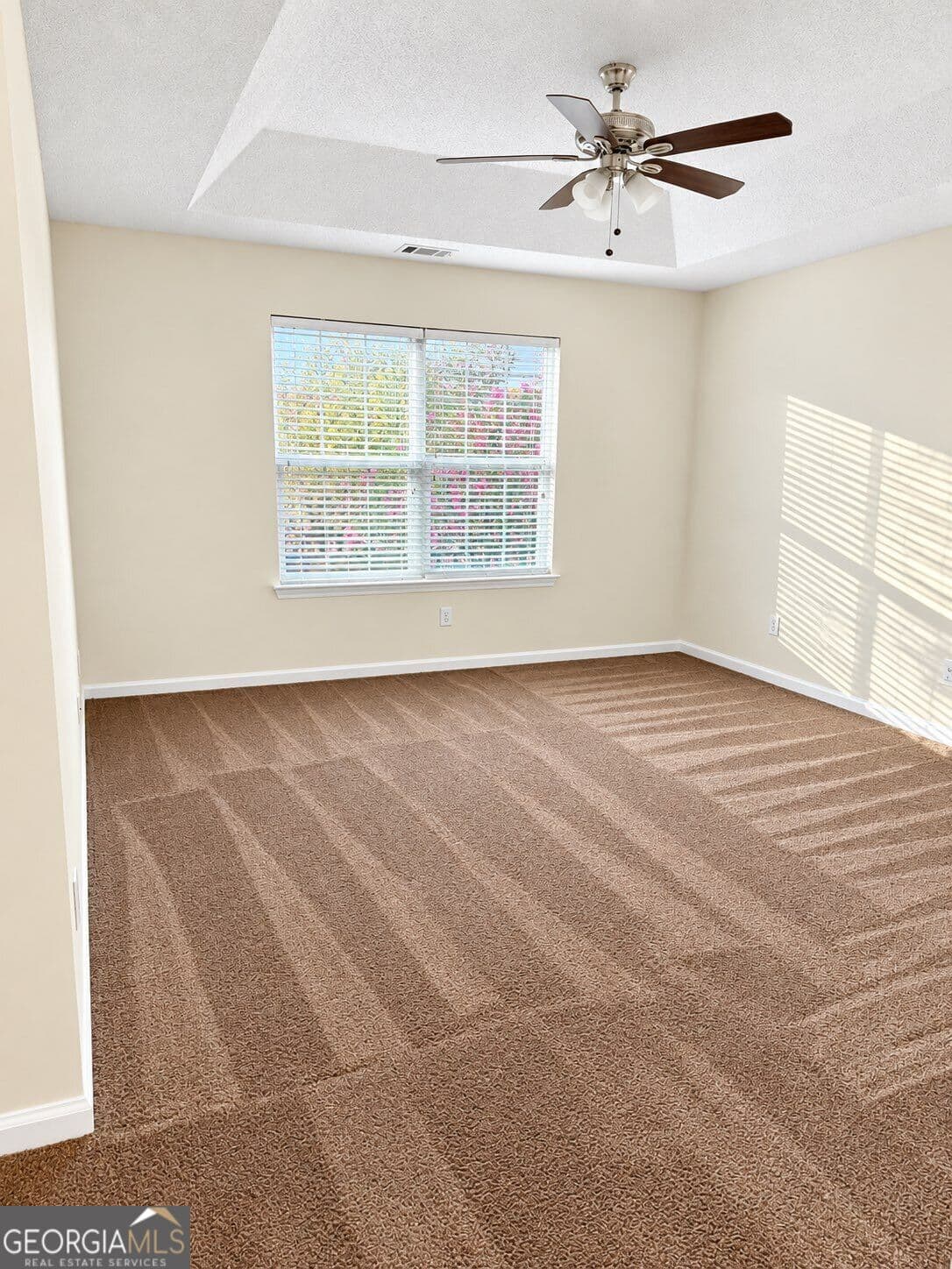3 bedroom, 2.5 bathroom, 1,613 sq ft townhouse for rent at 7632 Rutgers Circle, Fairburn, GA 30213 for $2,000 a month — photo 9